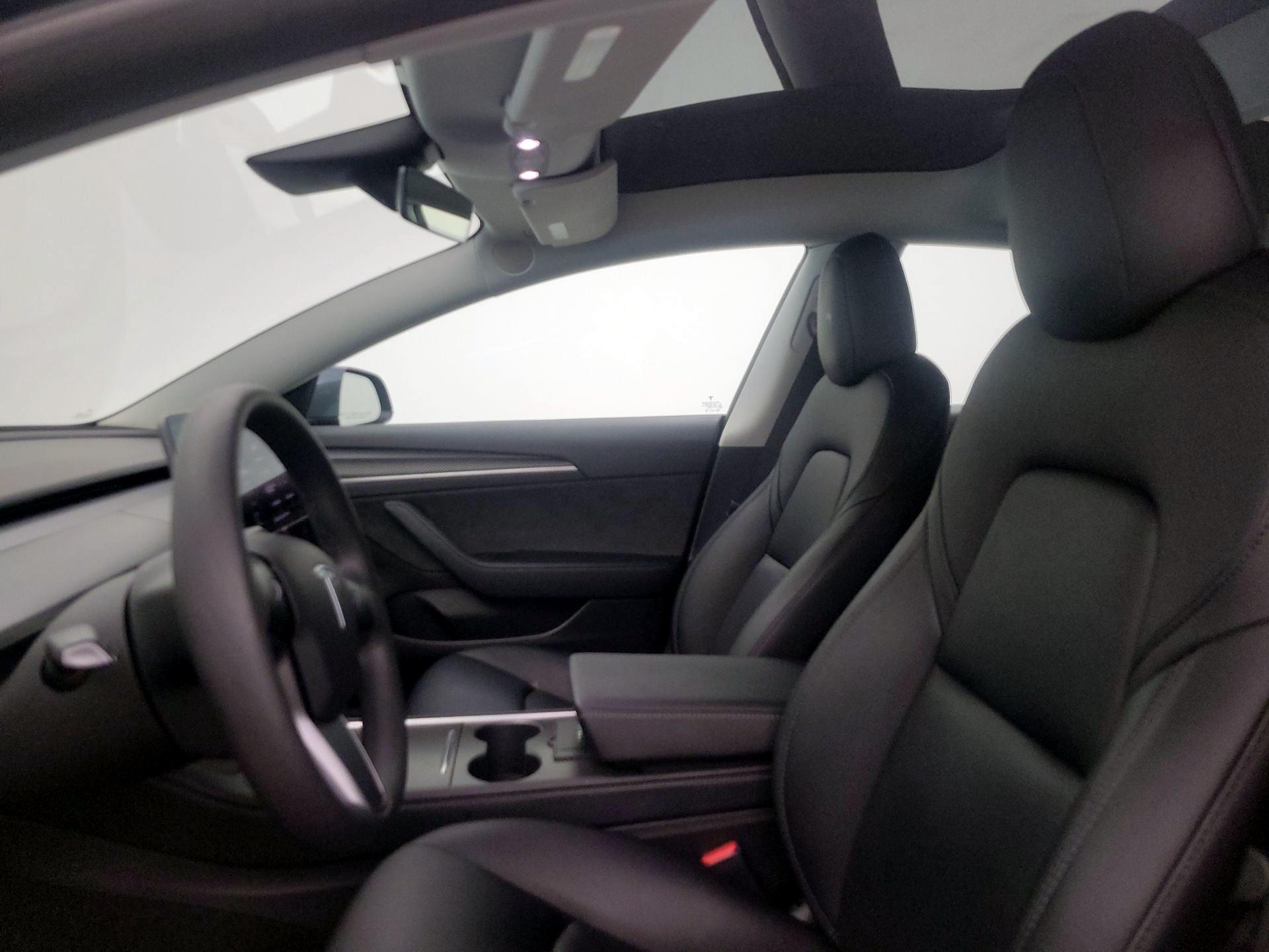 Thumbnail: 2022 Tesla Model 3 - 18