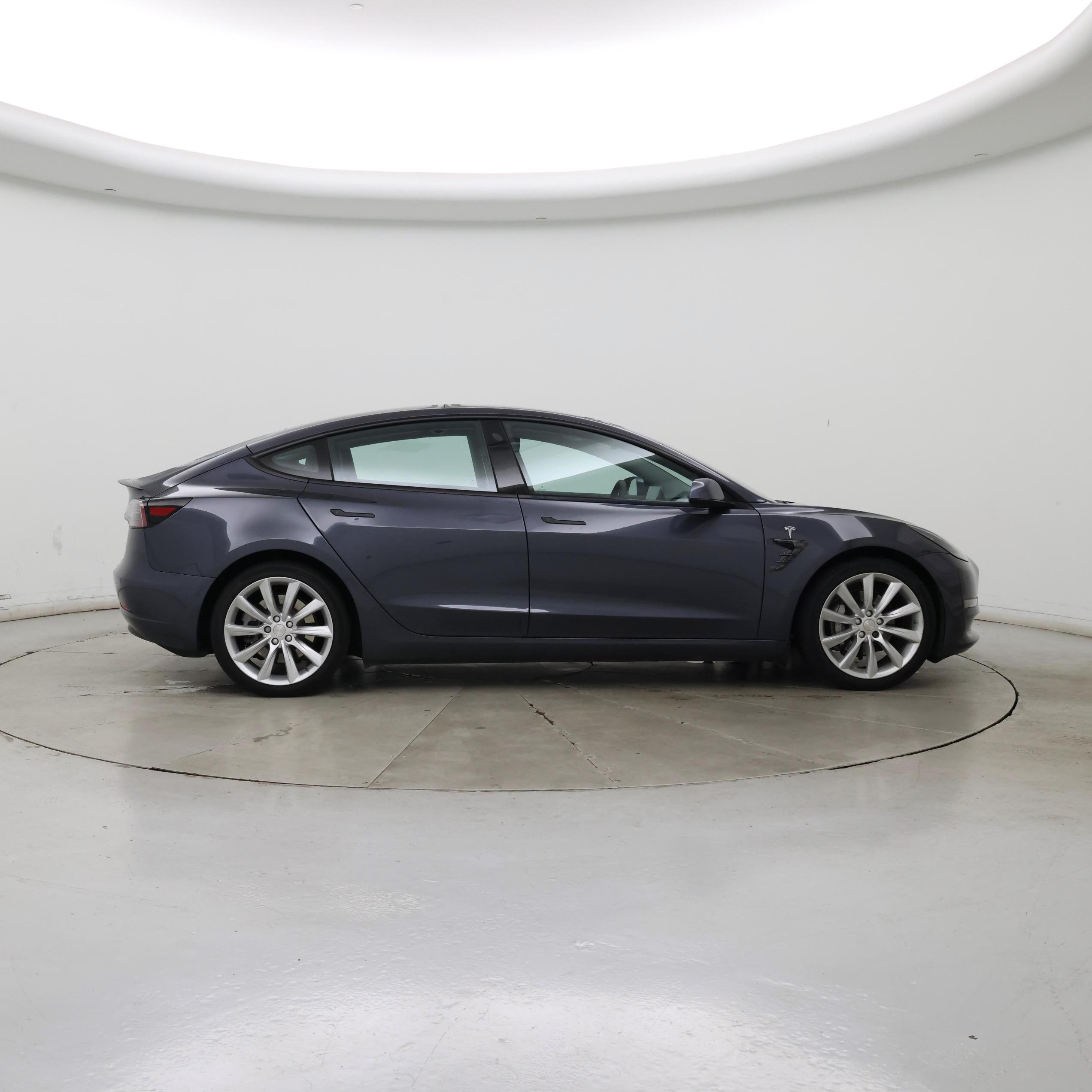 Thumbnail: 2022 Tesla Model 3 - 7