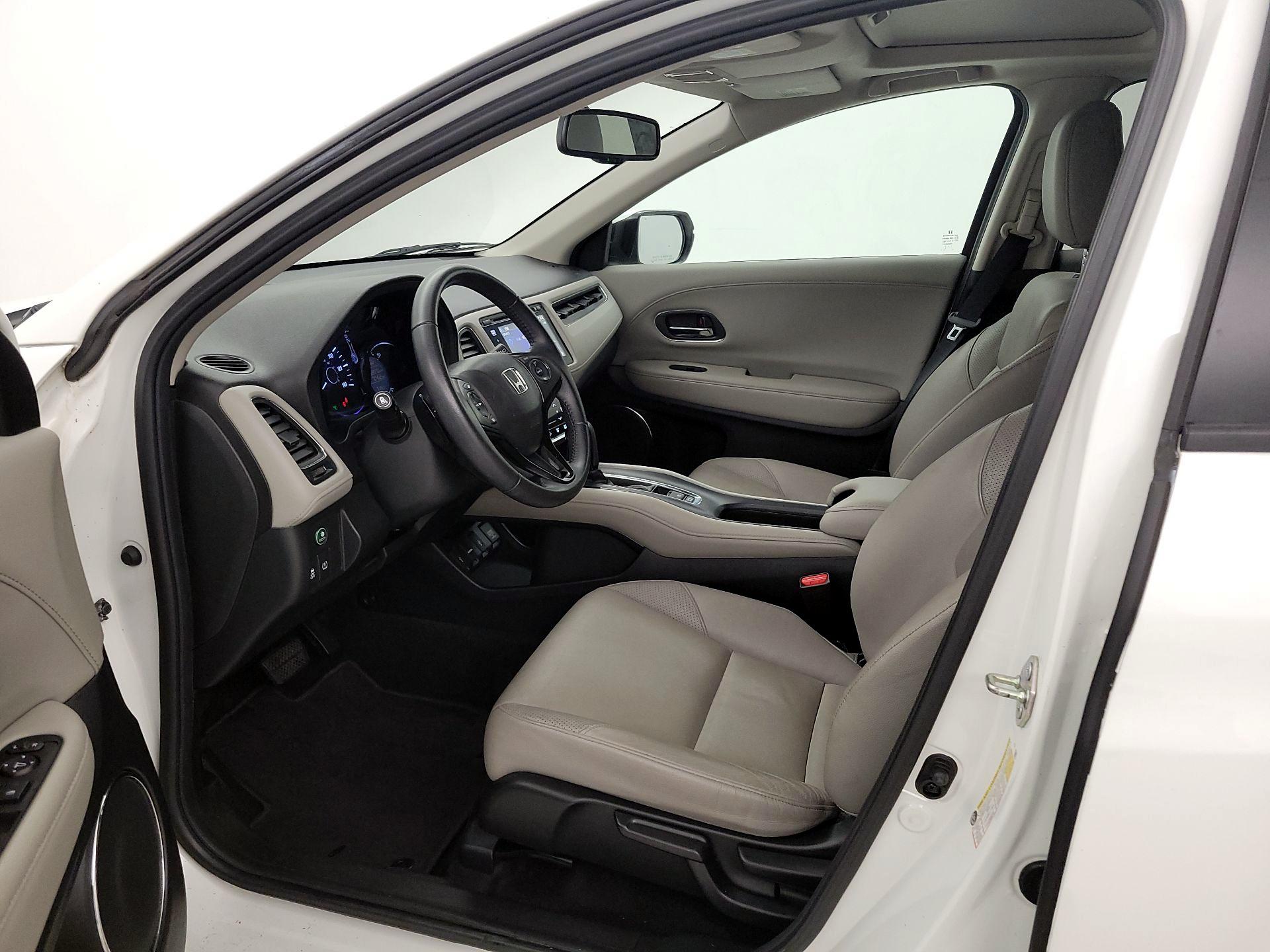 Thumbnail: 2018 Honda HR-V - 11