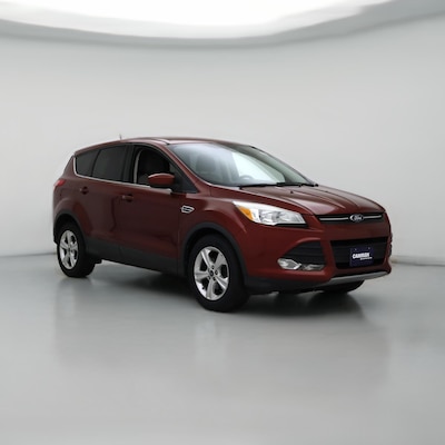 Red 2014 Ford Escape SE
