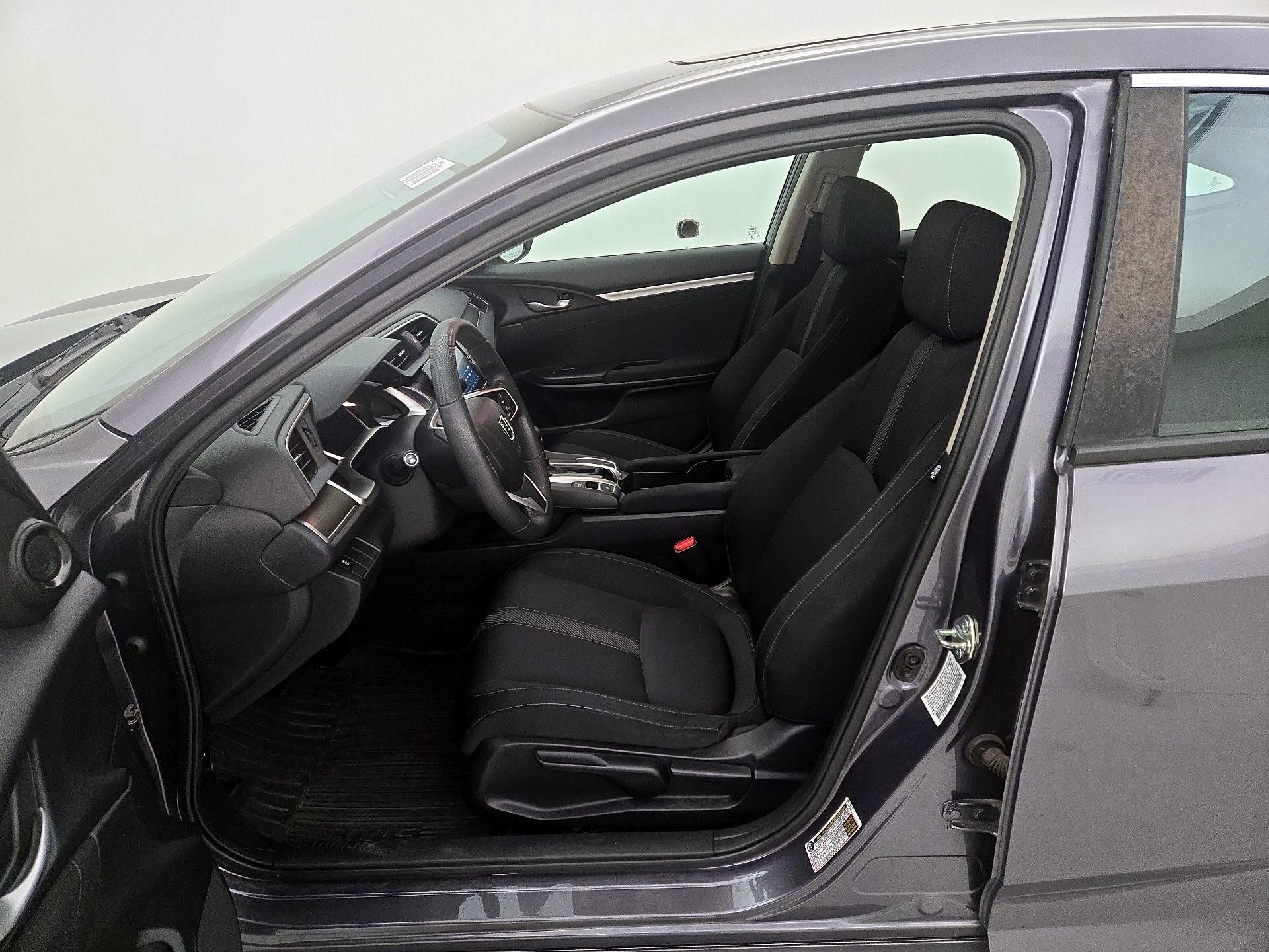 Thumbnail: 2016 Honda Civic - 11