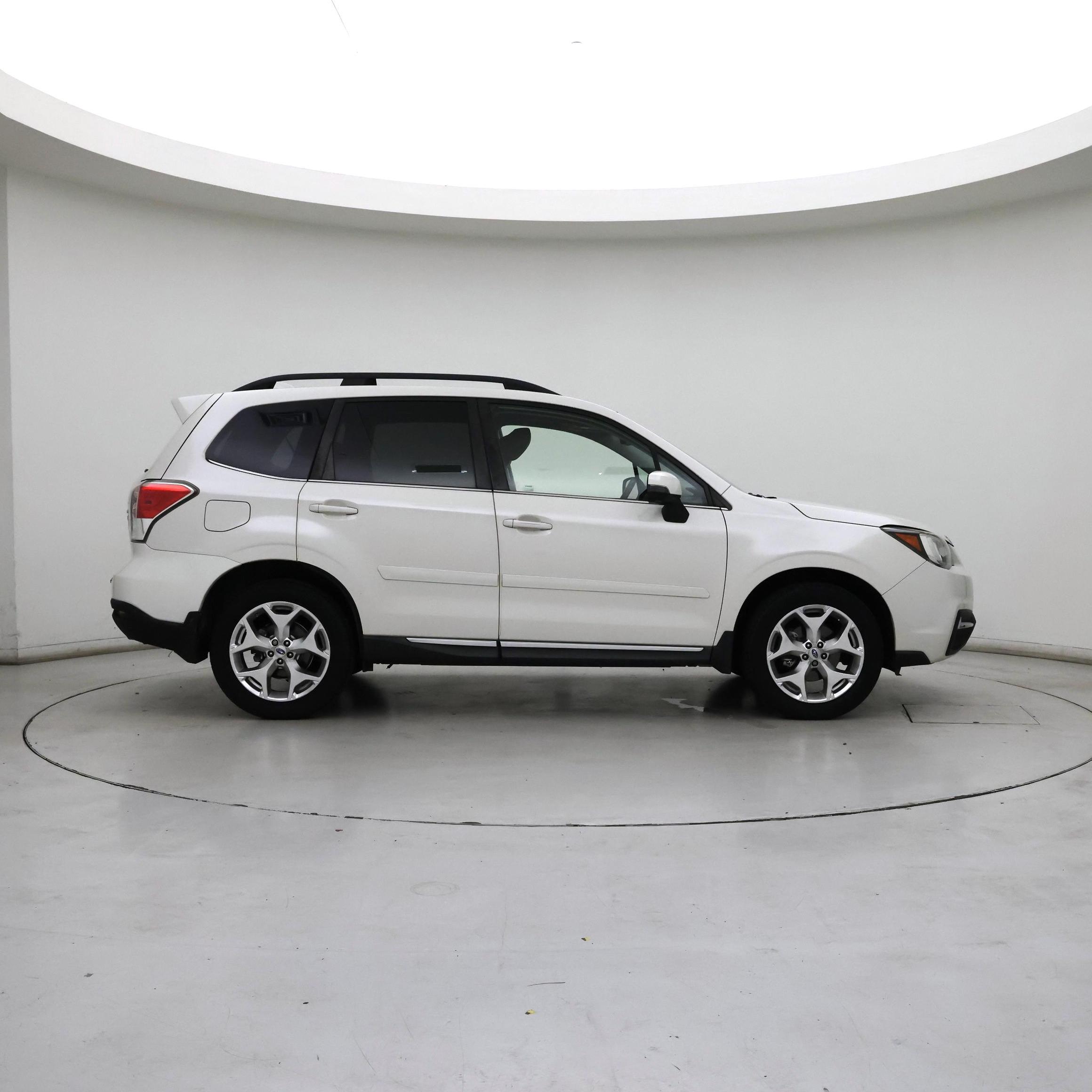 Thumbnail: 2017 Subaru Forester - 7