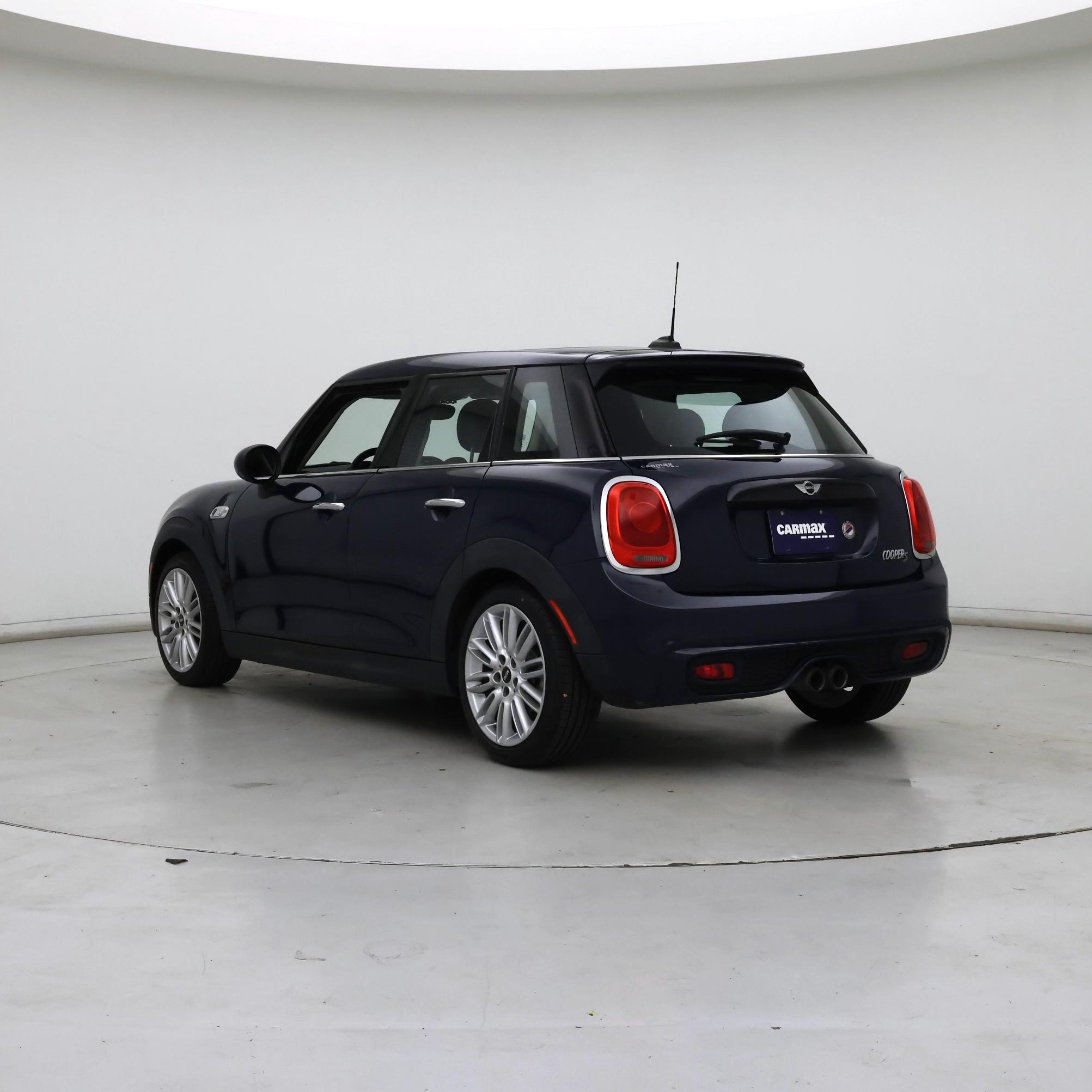 Thumbnail: 2016 MINI Cooper Hardtop - 2