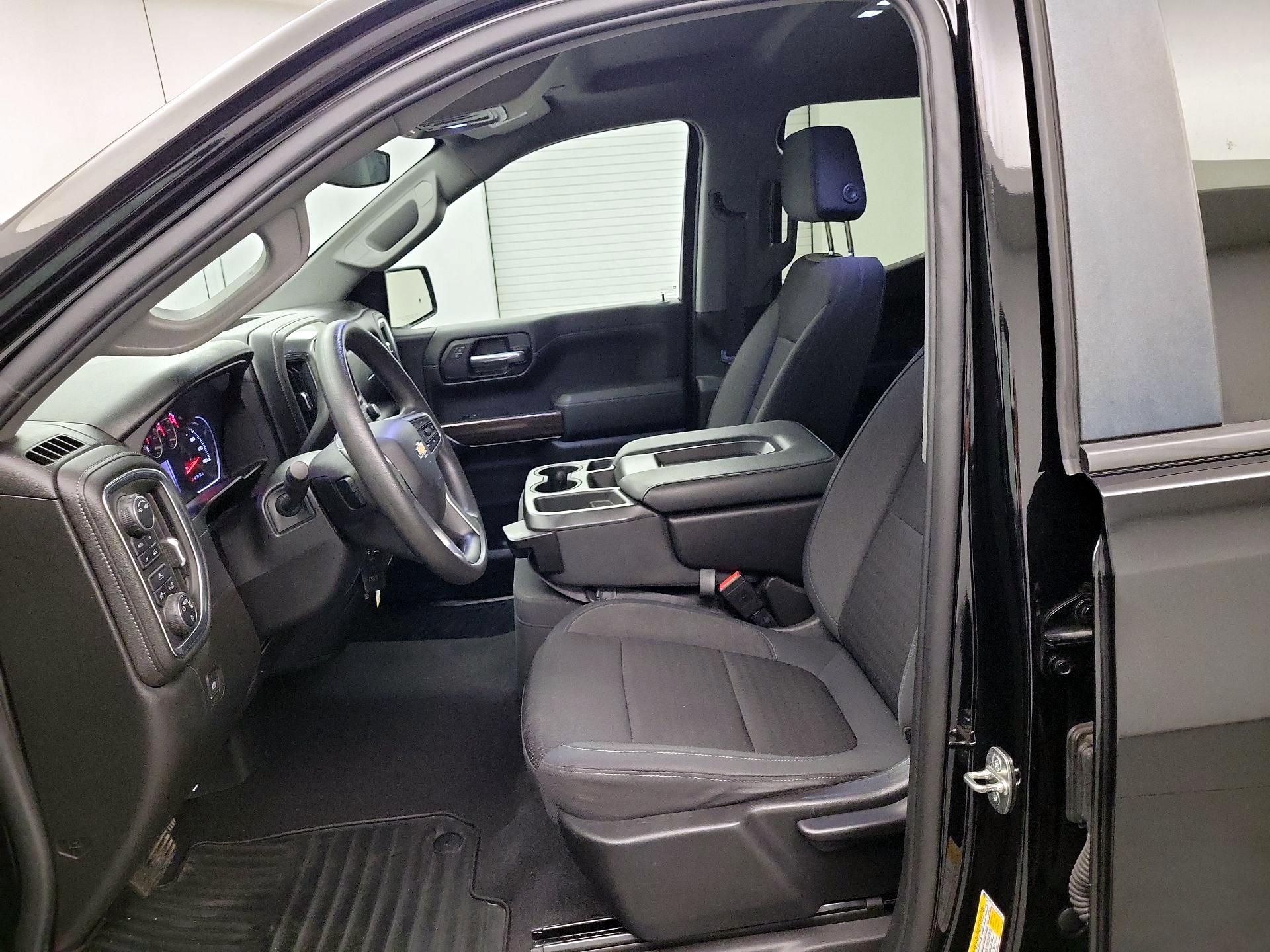 Thumbnail: 2020 Chevrolet Silverado 1500 - 11