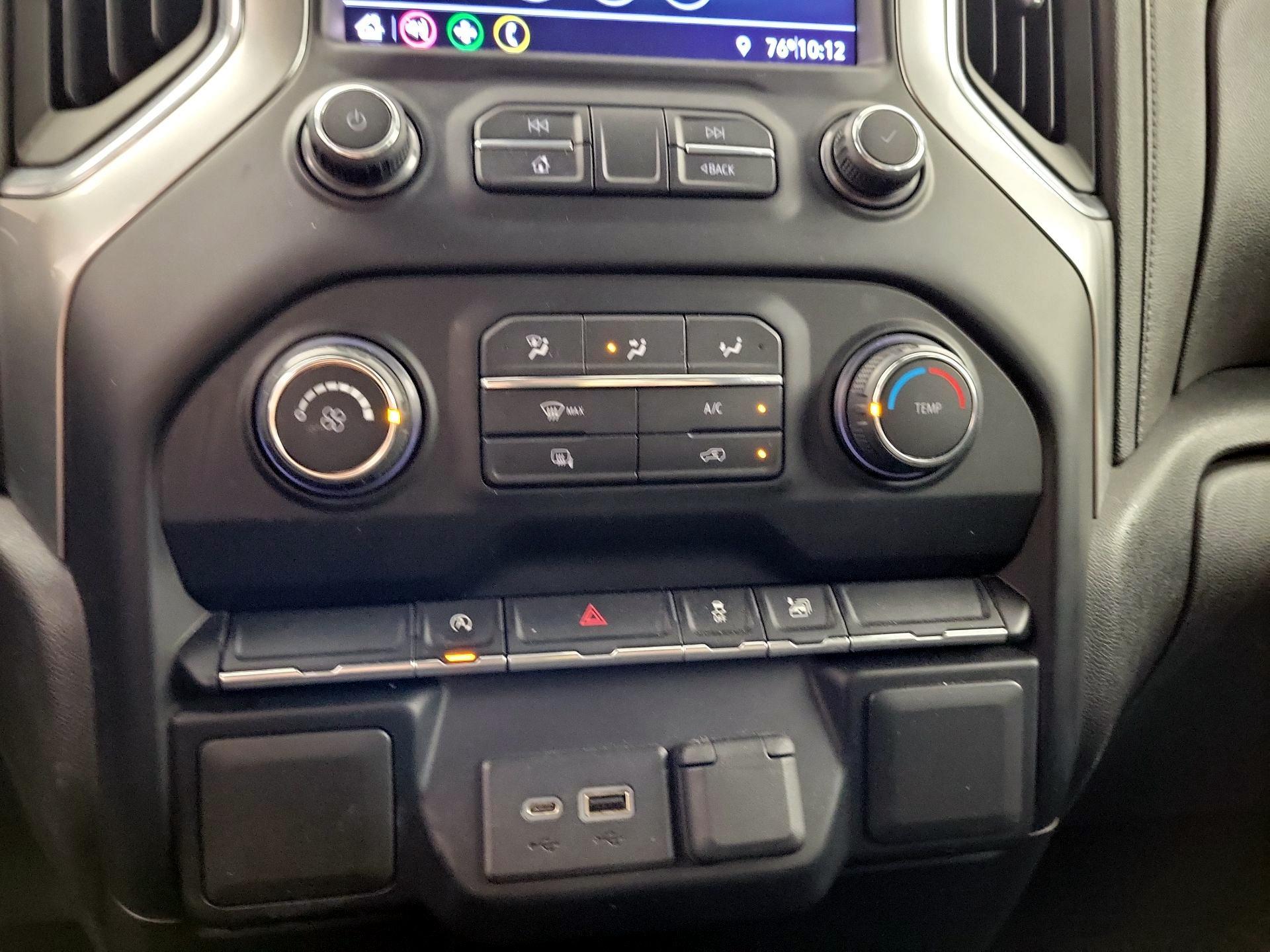 Thumbnail: 2020 Chevrolet Silverado 1500 - 16