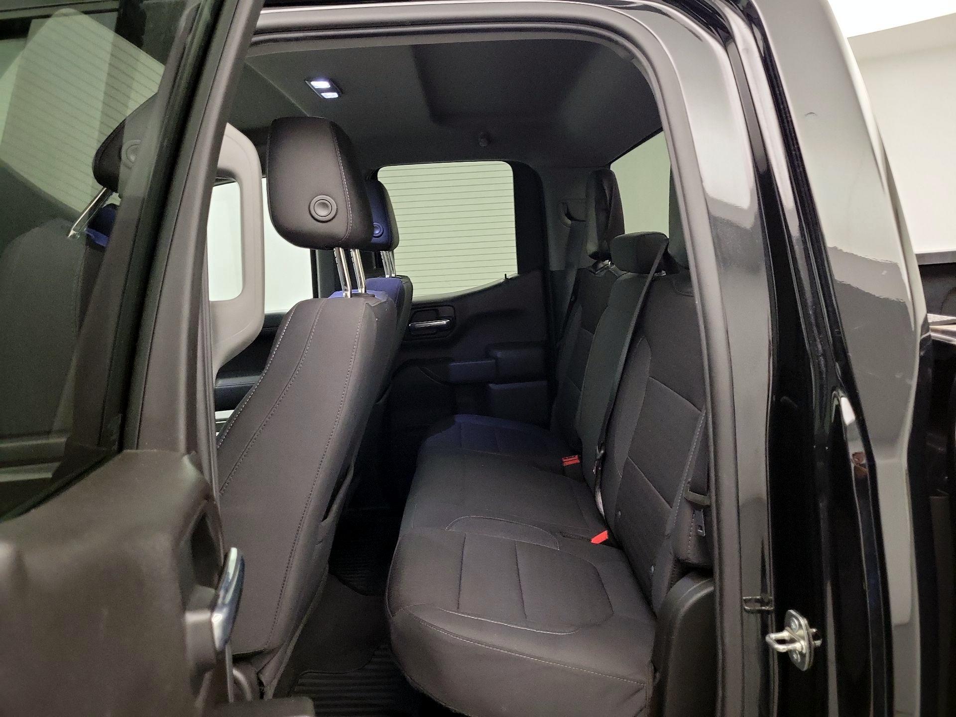 Thumbnail: 2020 Chevrolet Silverado 1500 - 19