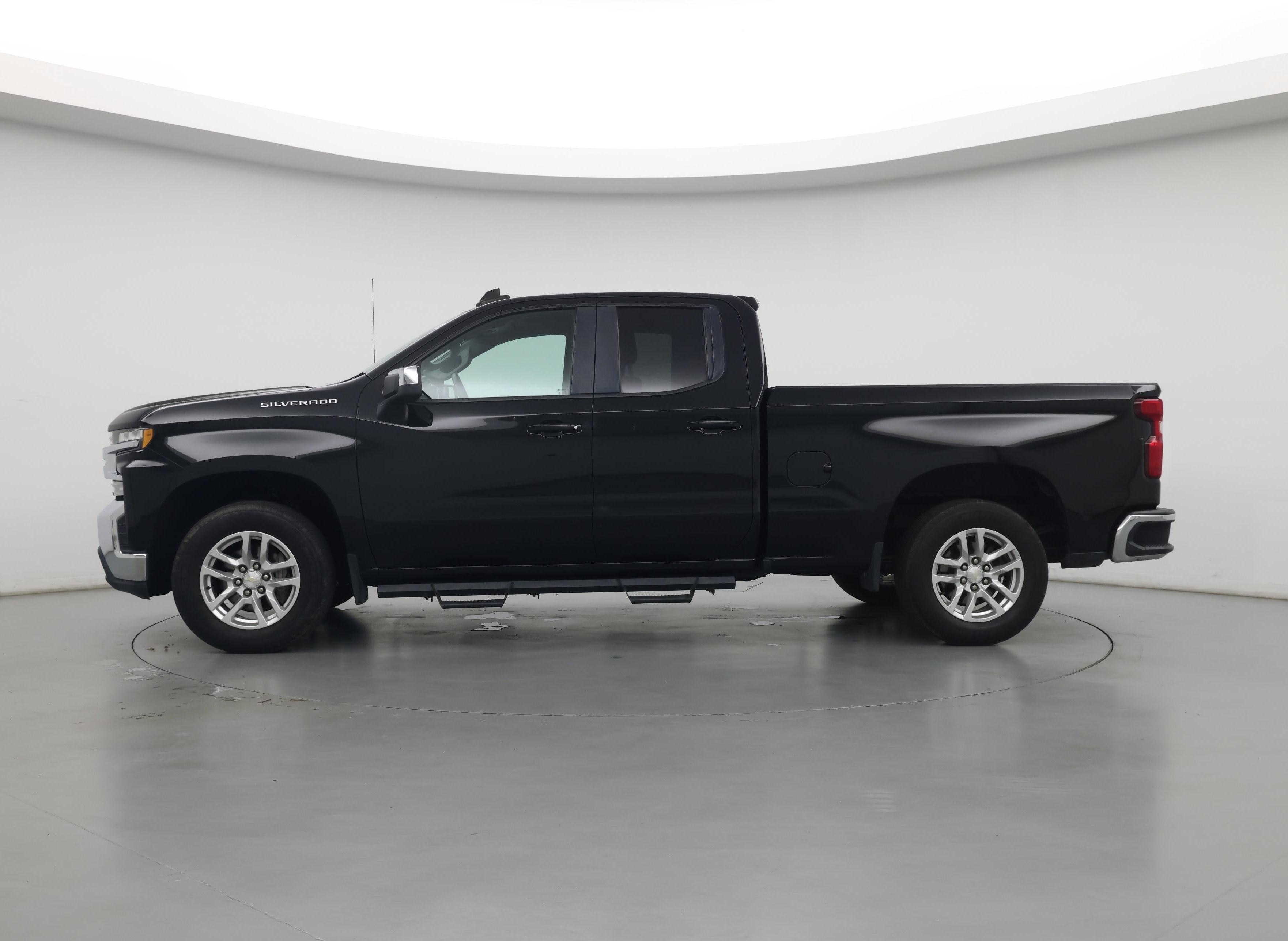 Thumbnail: 2020 Chevrolet Silverado 1500 - 3