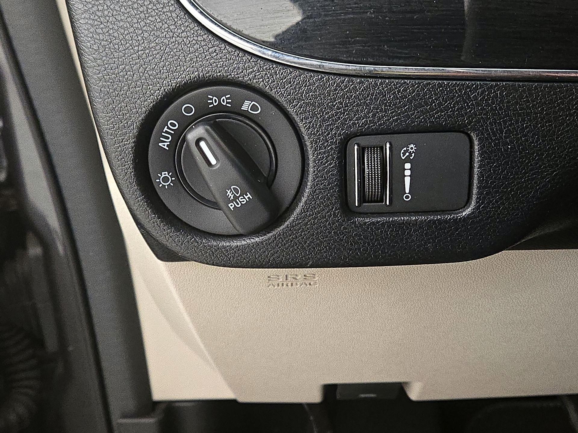 Thumbnail: 2019 Dodge Grand Caravan - 13