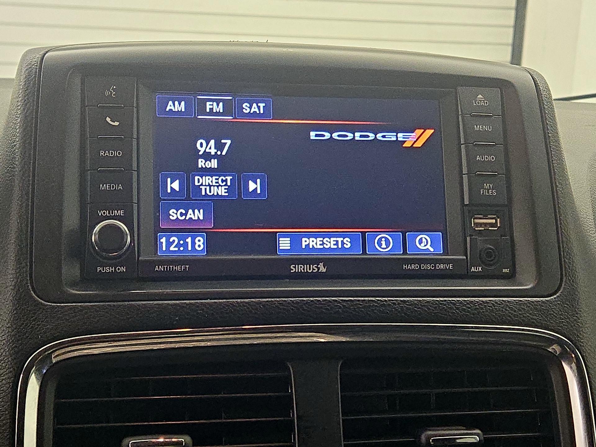 Thumbnail: 2019 Dodge Grand Caravan - 15