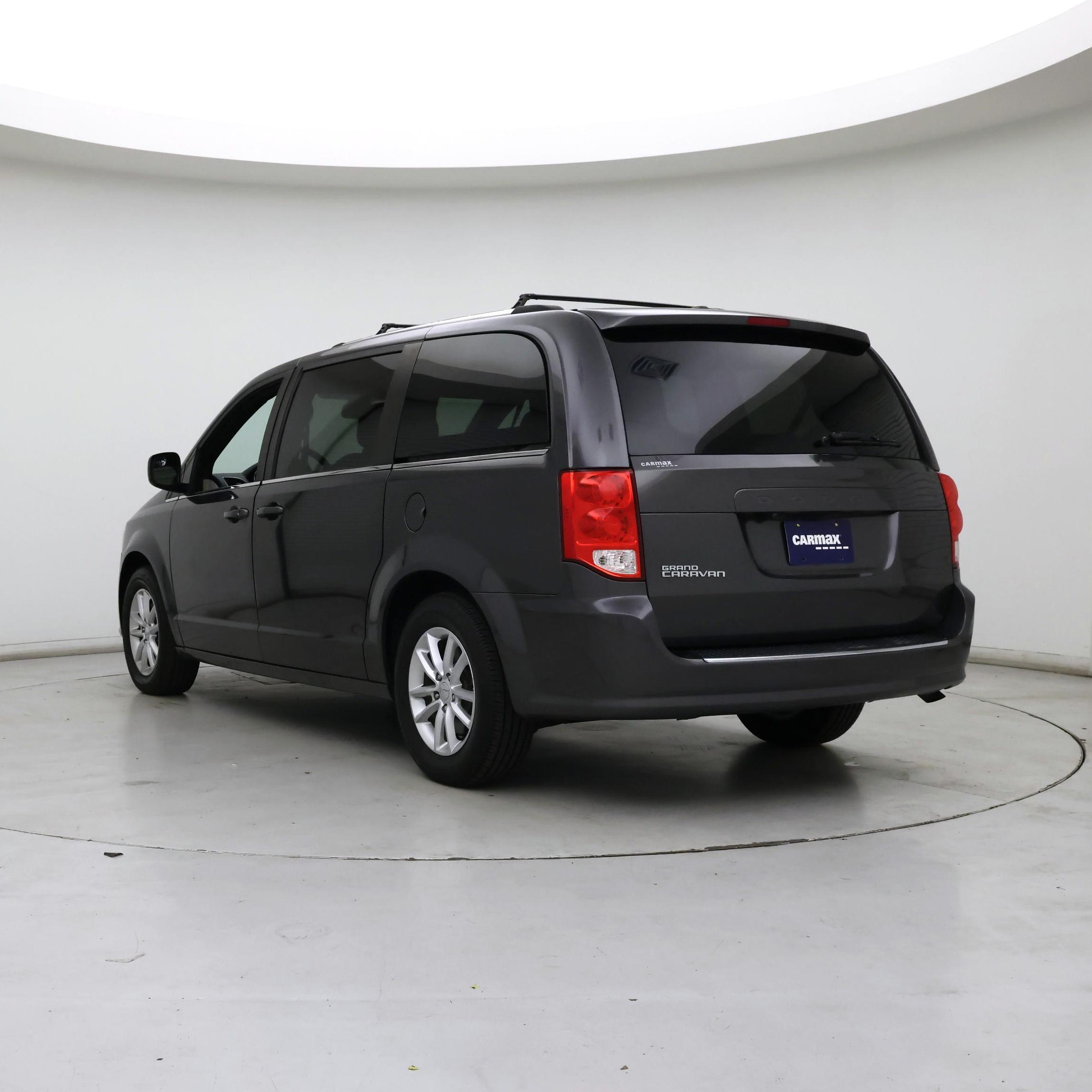Thumbnail: 2019 Dodge Grand Caravan - 2