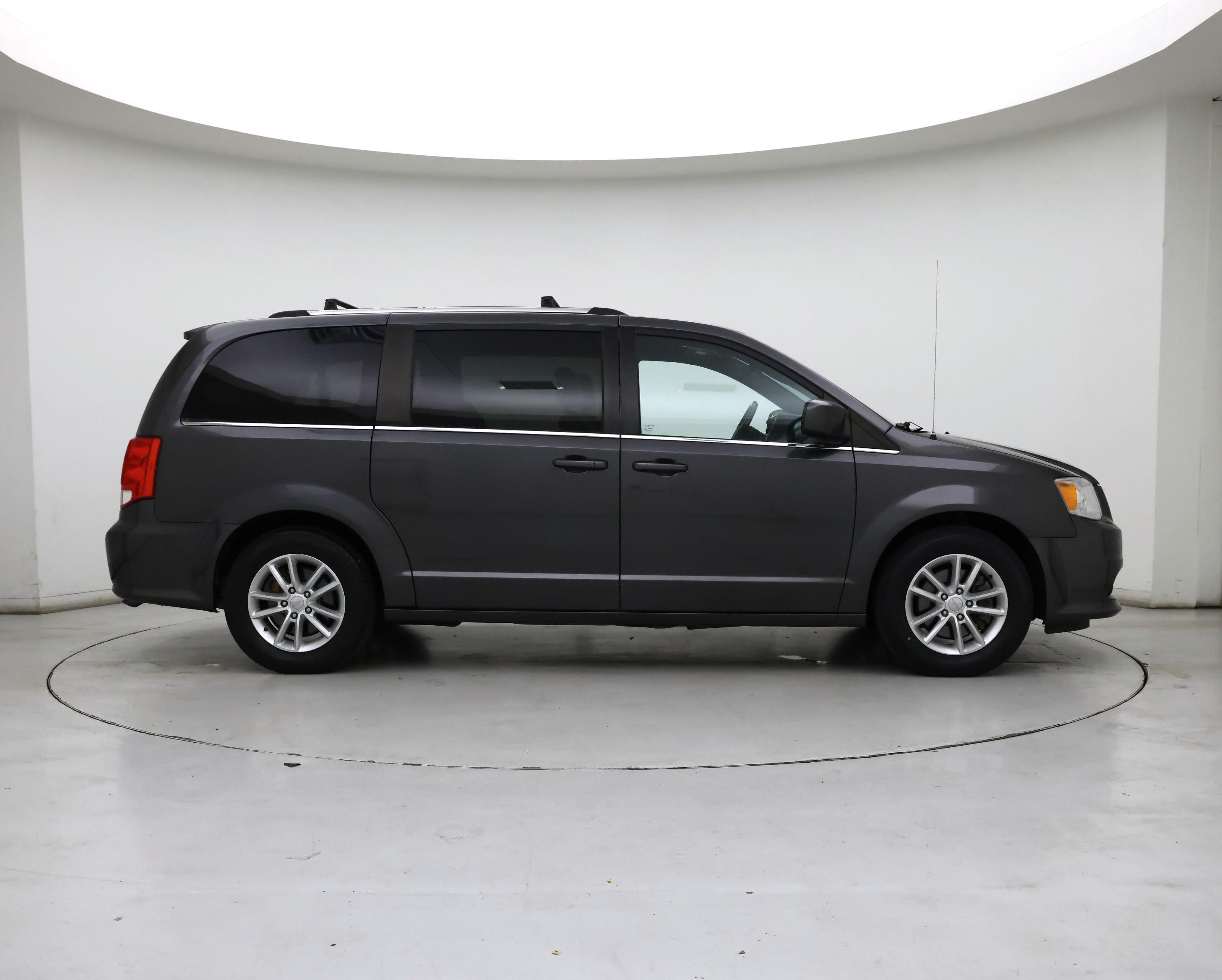 Thumbnail: 2019 Dodge Grand Caravan - 7