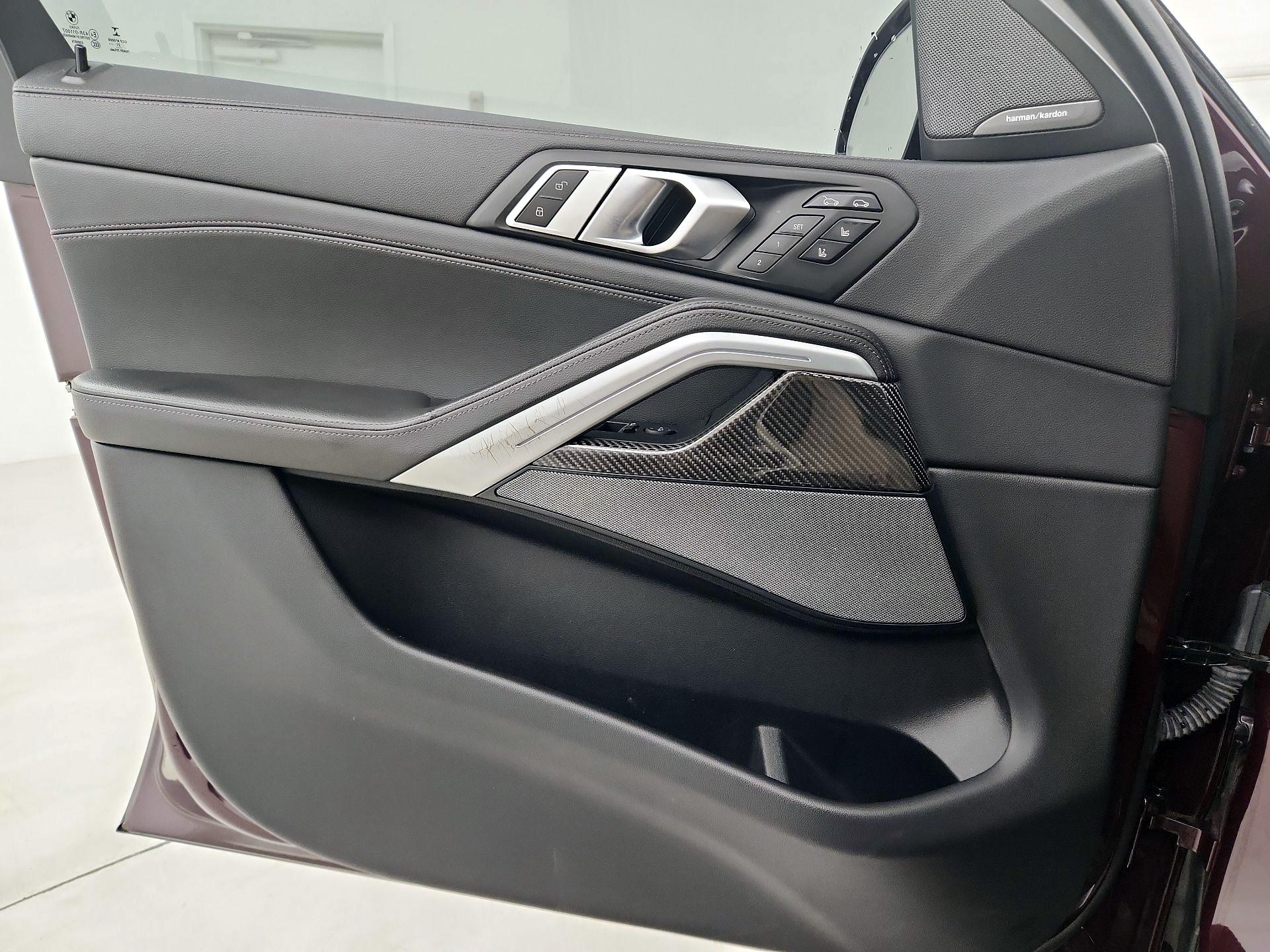 Thumbnail: 2022 BMW X6 - 12