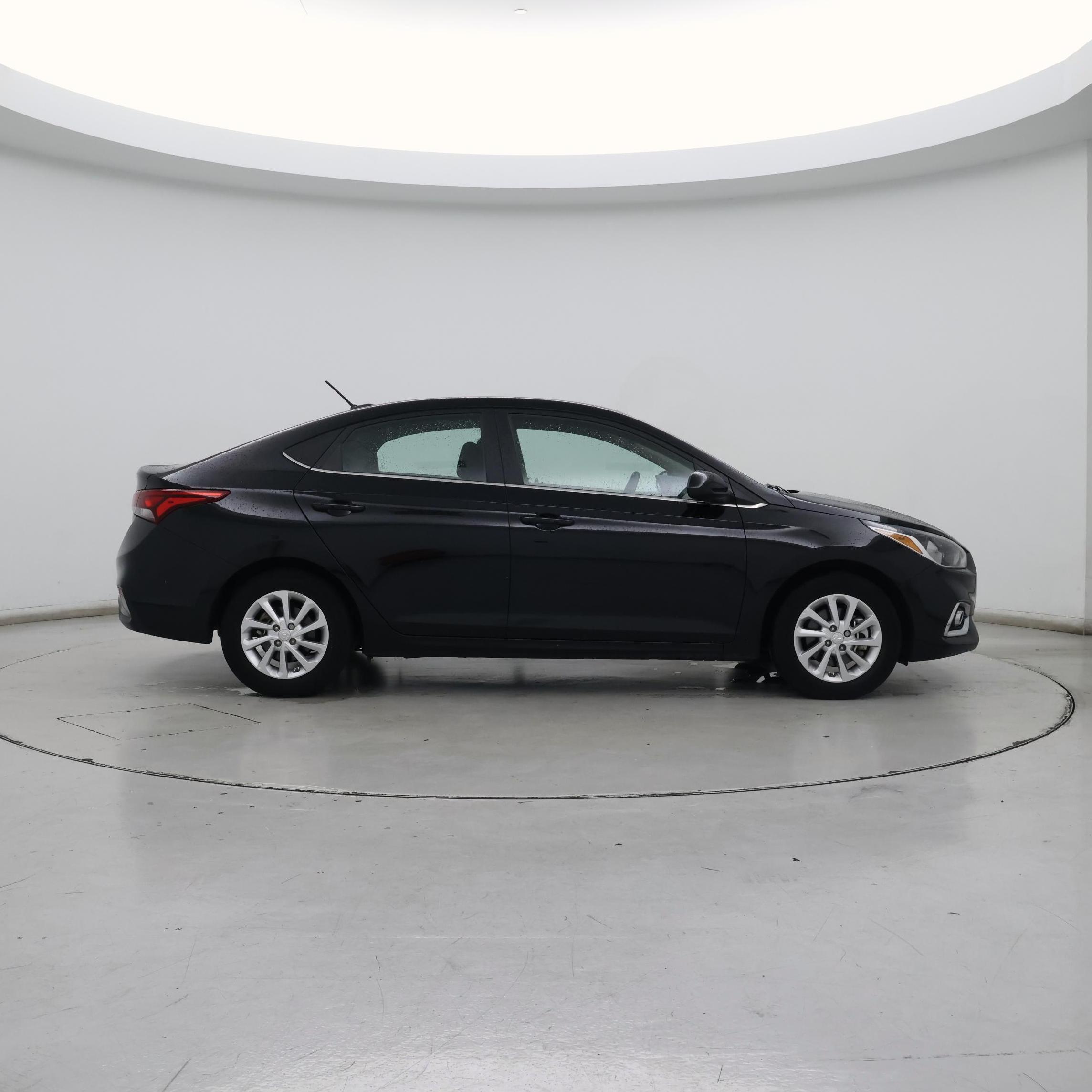 Thumbnail: 2022 Hyundai Accent - 7