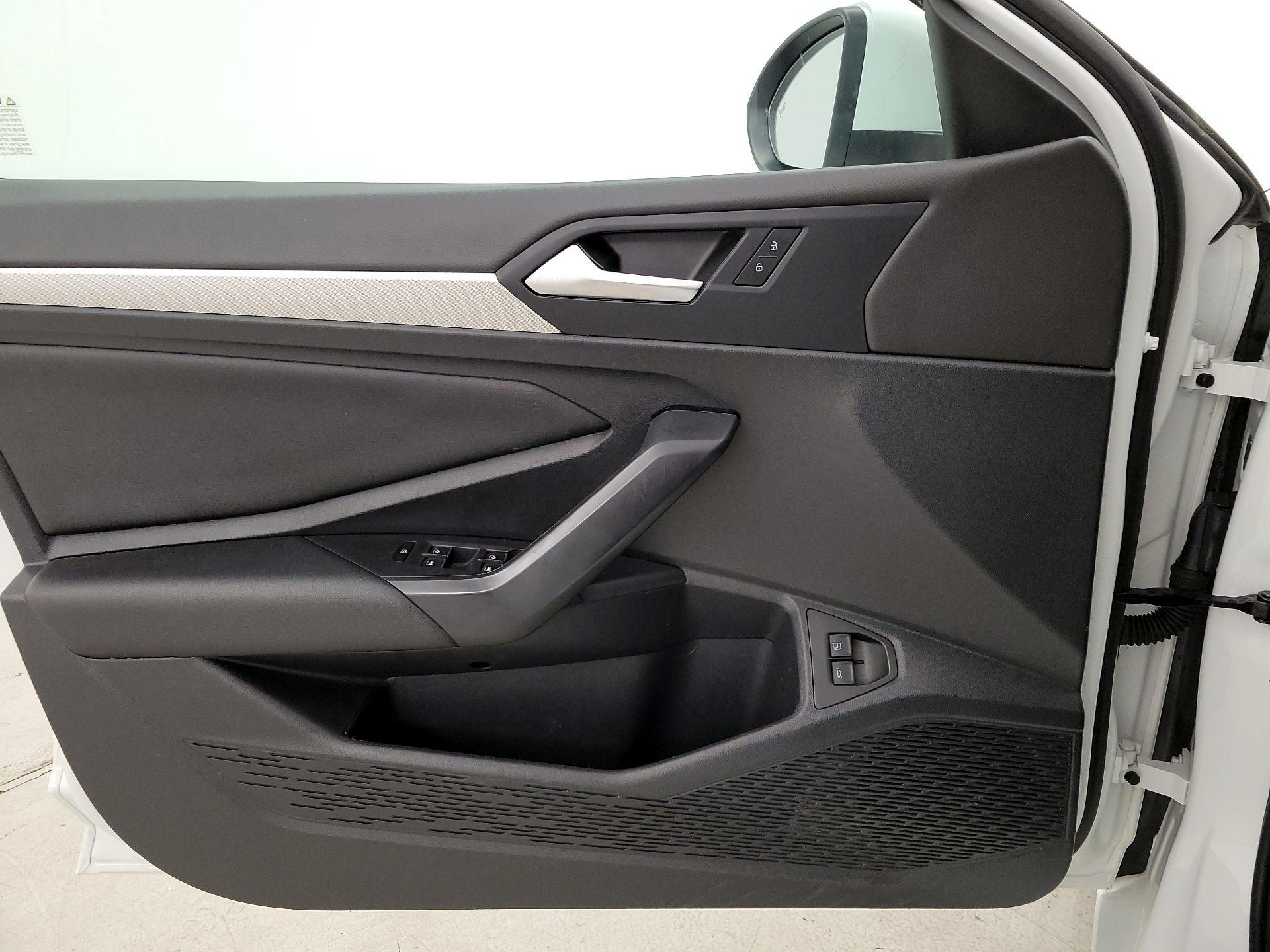 Thumbnail: 2021 Volkswagen Jetta - 12