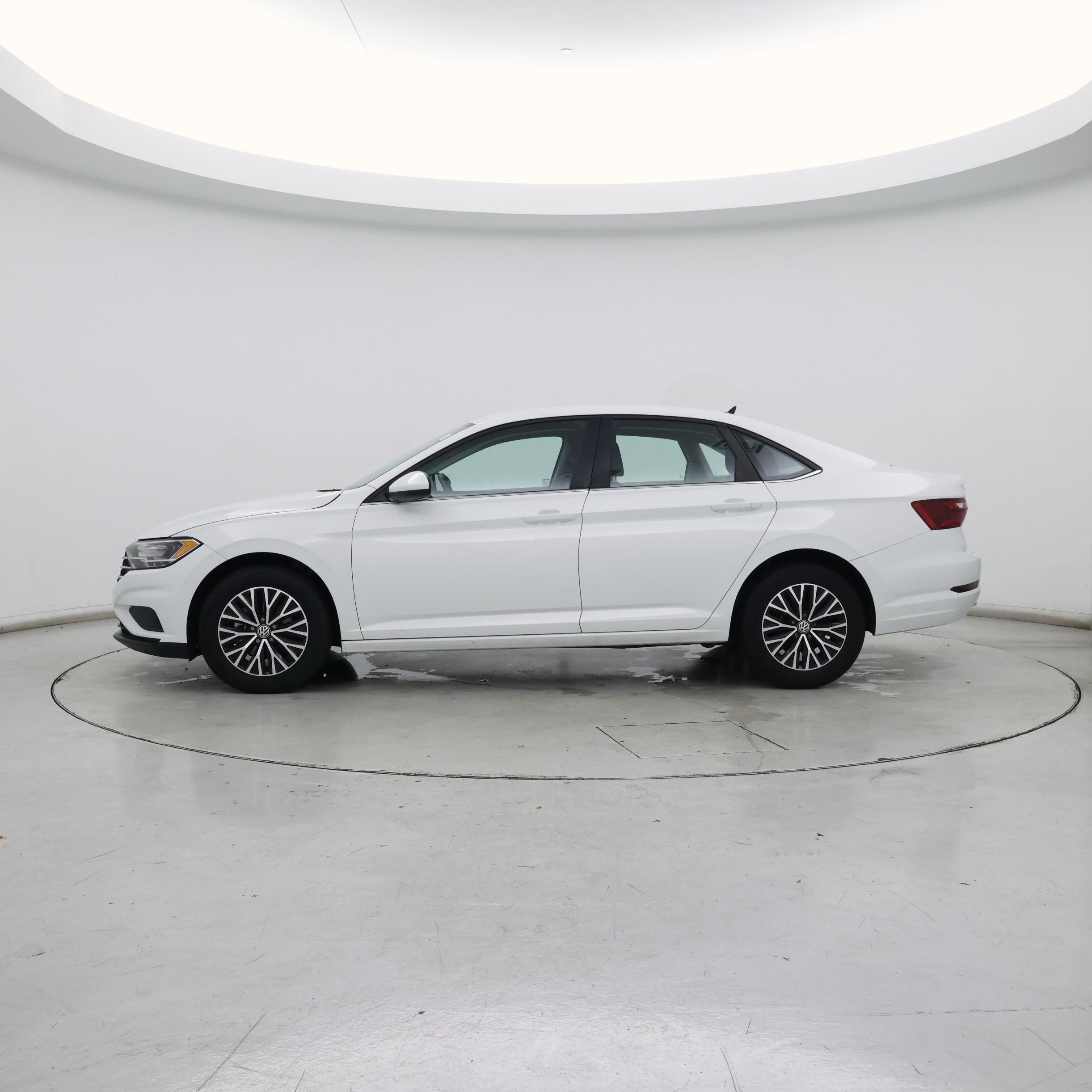 Thumbnail: 2021 Volkswagen Jetta - 3