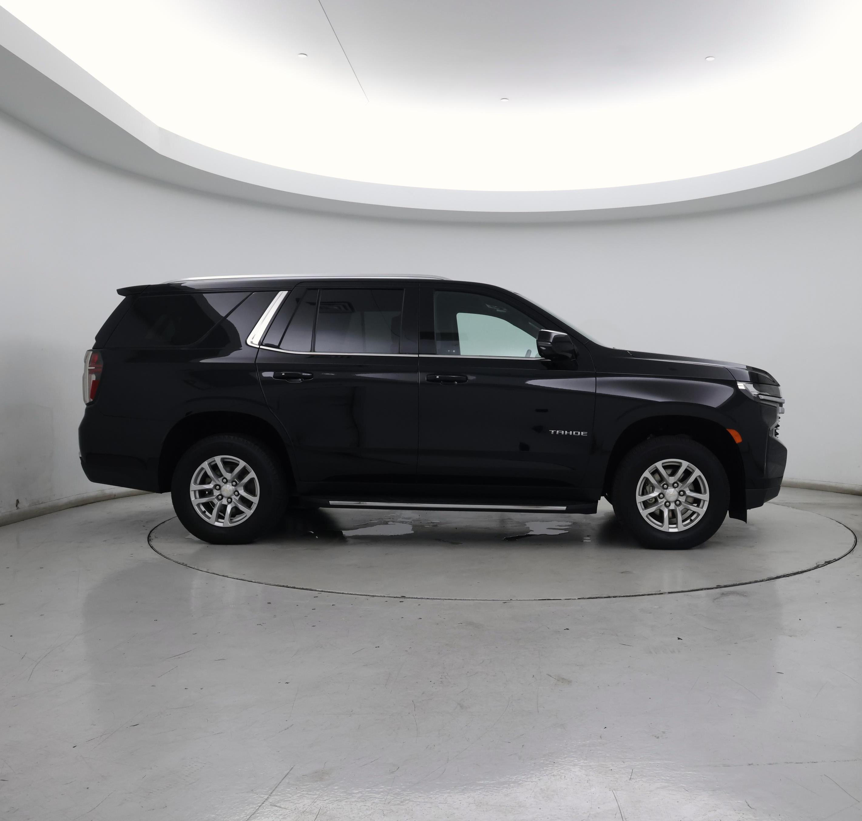 Thumbnail: 2022 Chevrolet Tahoe - 7