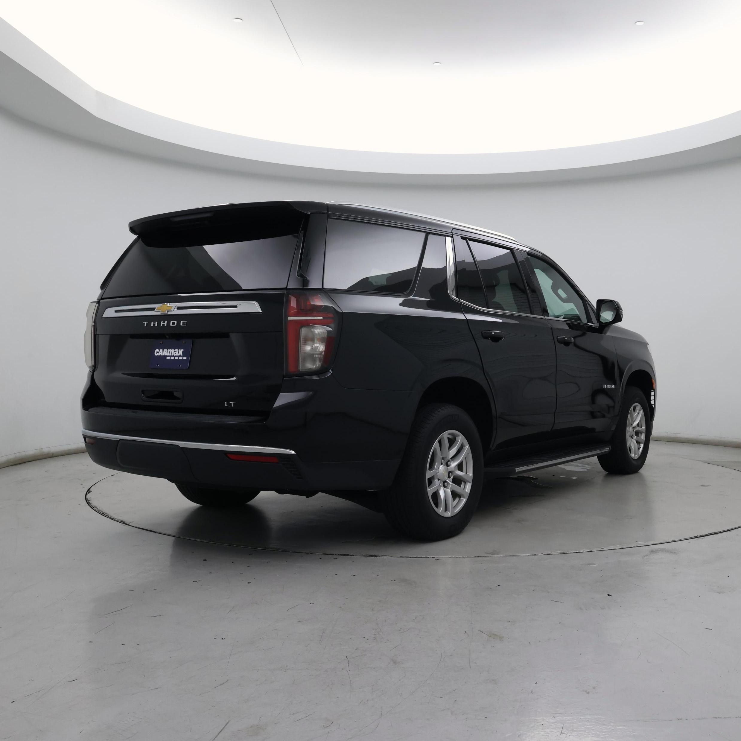 Thumbnail: 2022 Chevrolet Tahoe - 8