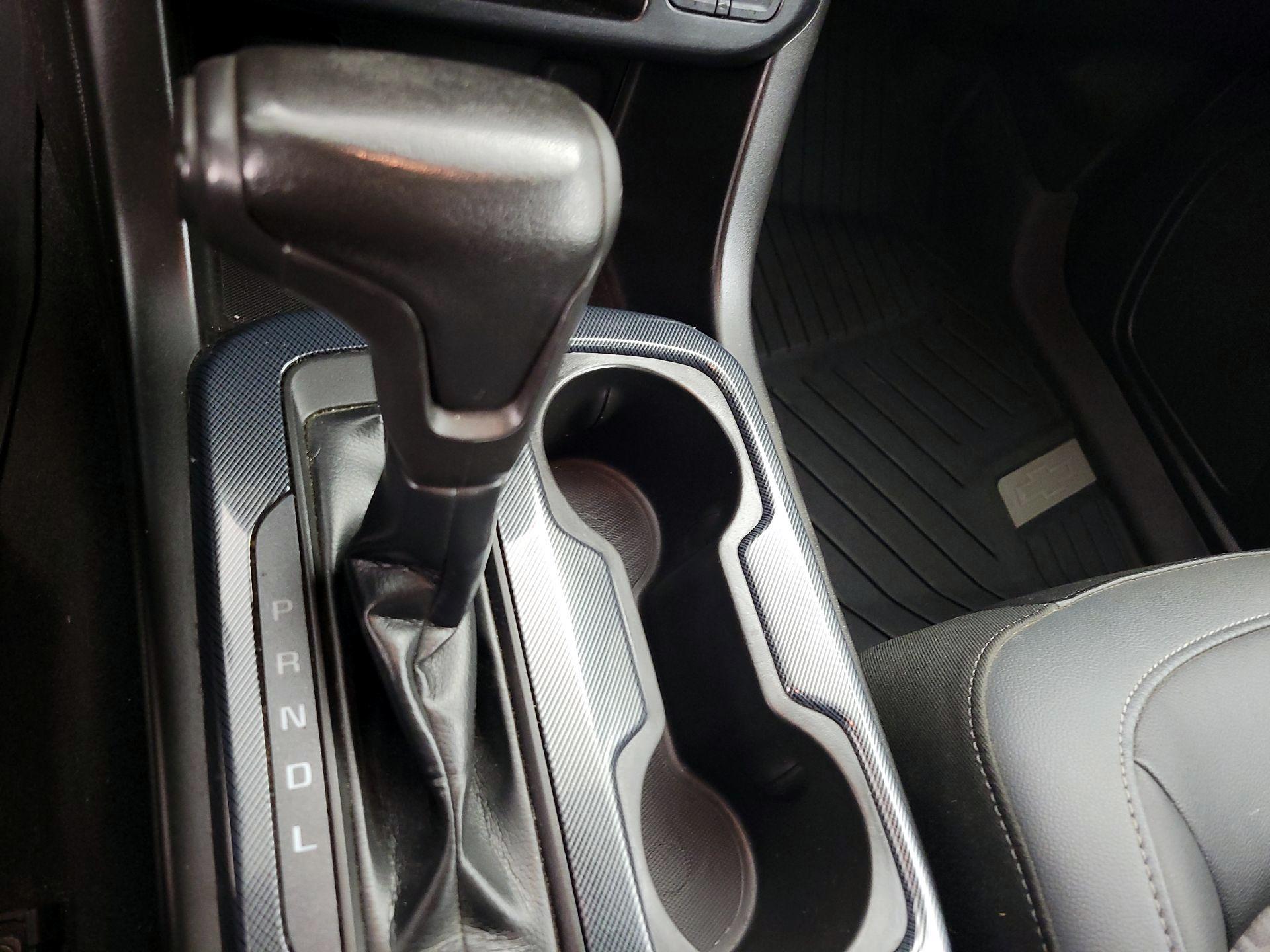 Thumbnail: 2019 Chevrolet Colorado - 17