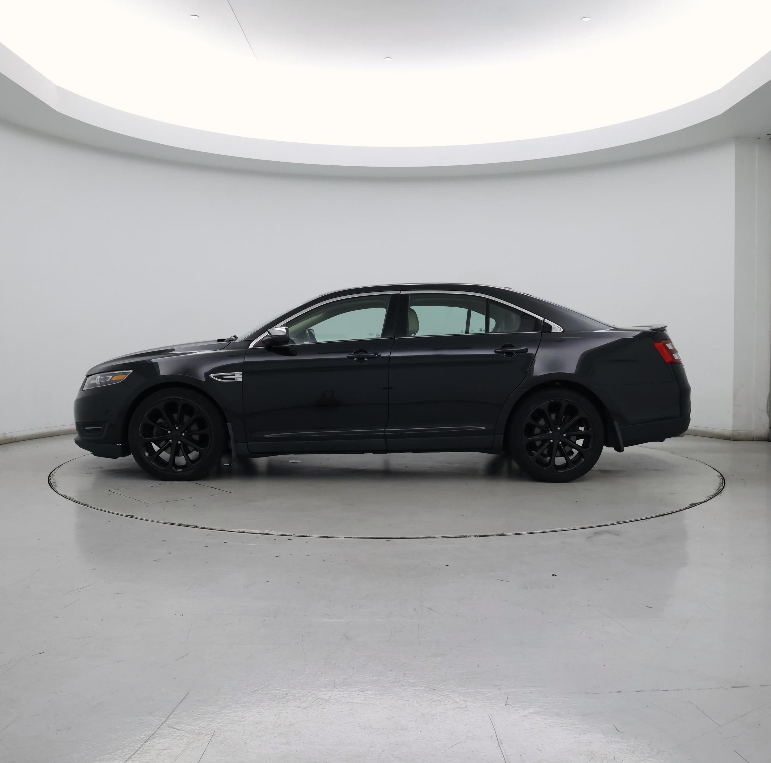 Thumbnail: 2015 Ford Taurus - 3