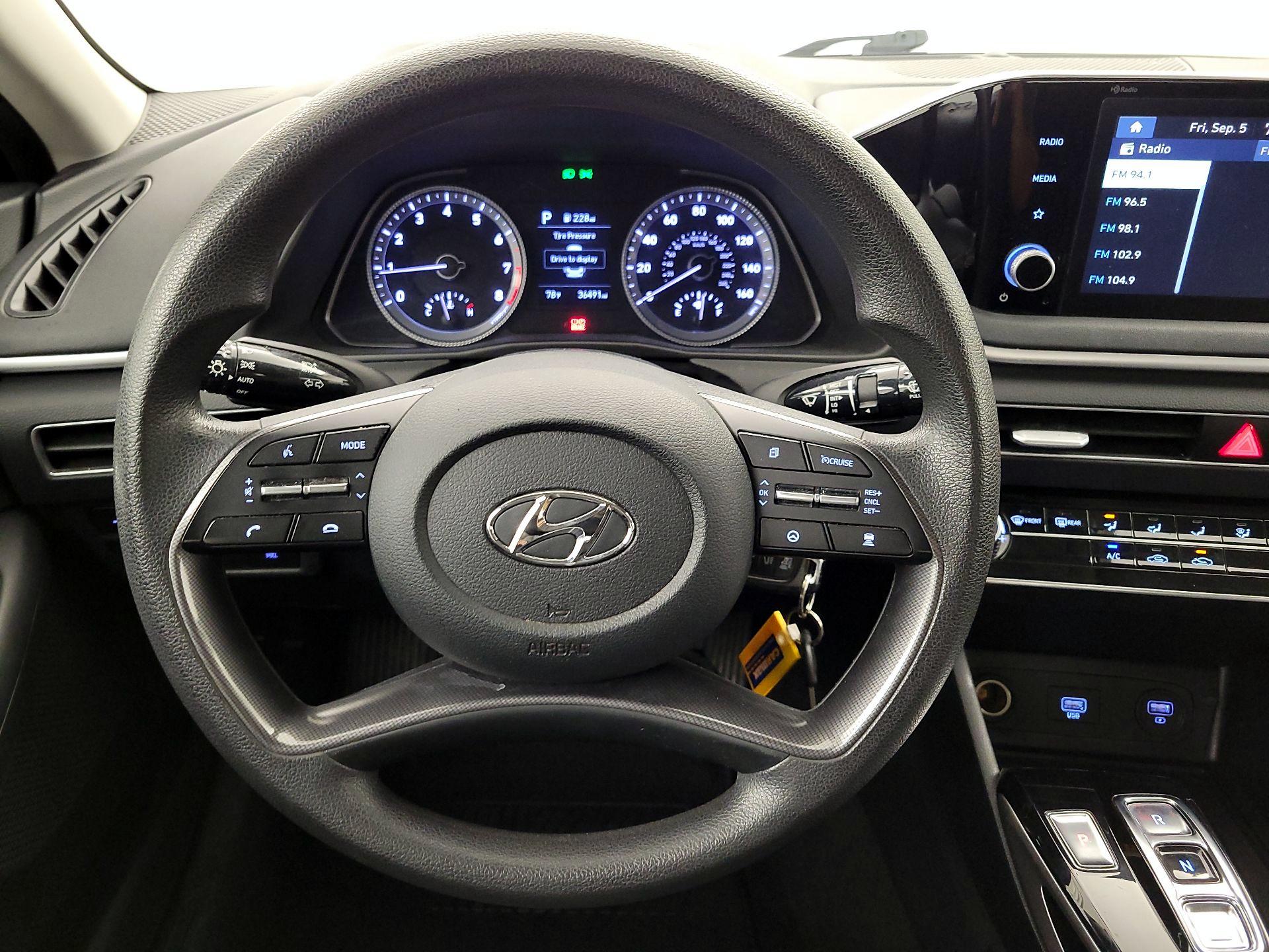 Thumbnail: 2021 Hyundai Sonata - 10
