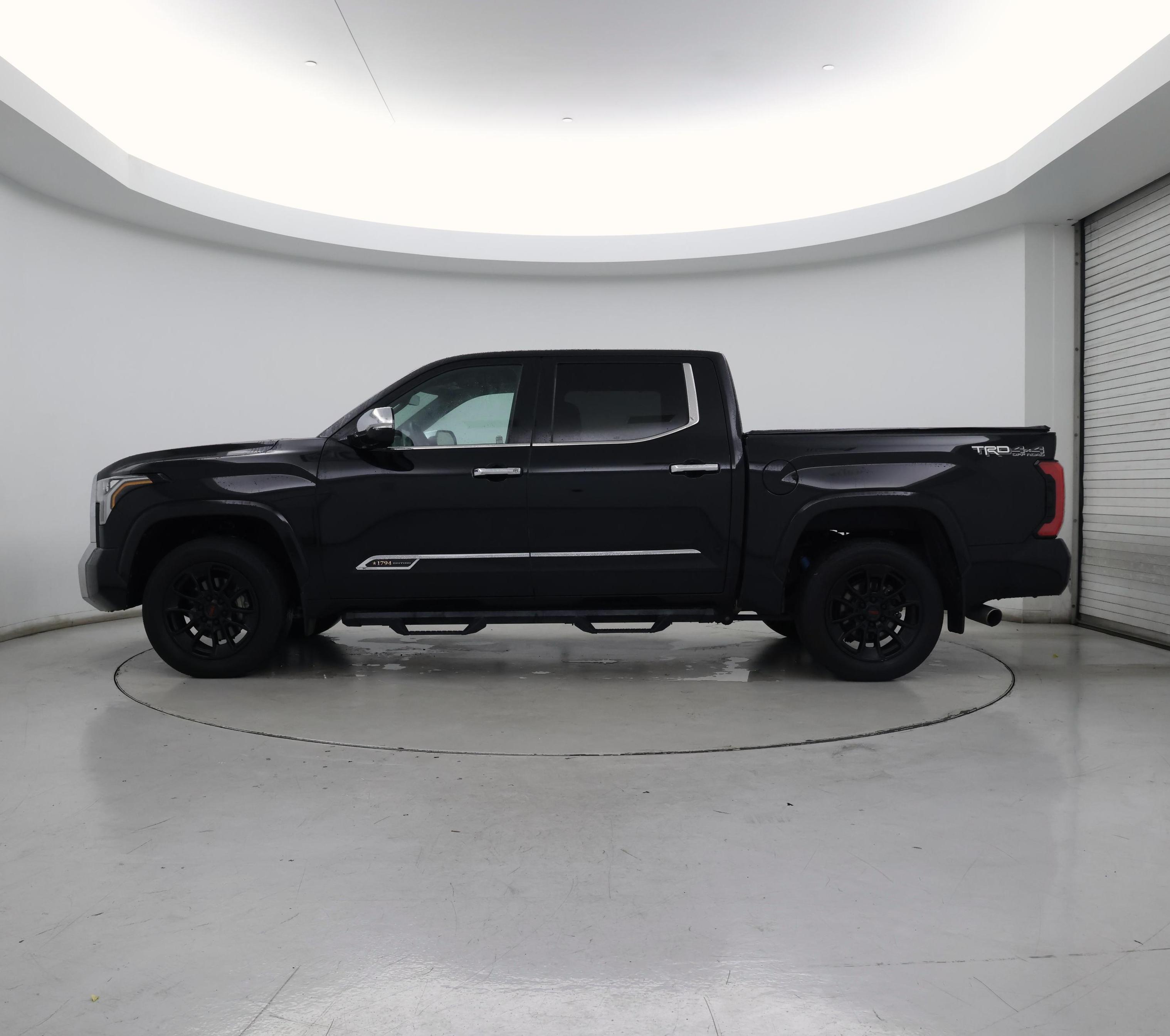 Thumbnail: 2023 Toyota Tundra - 3