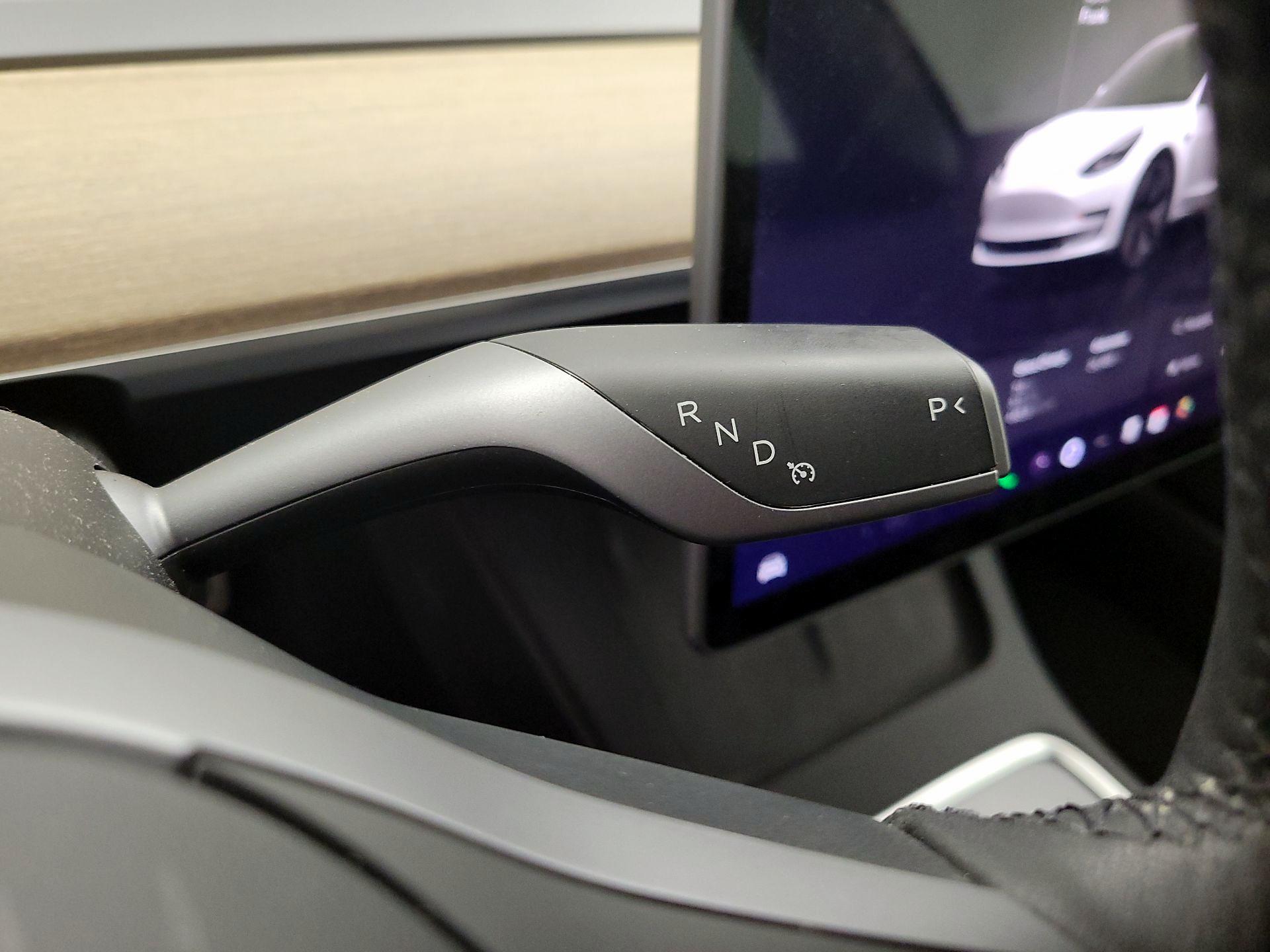 Thumbnail: 2022 Tesla Model 3 - 17