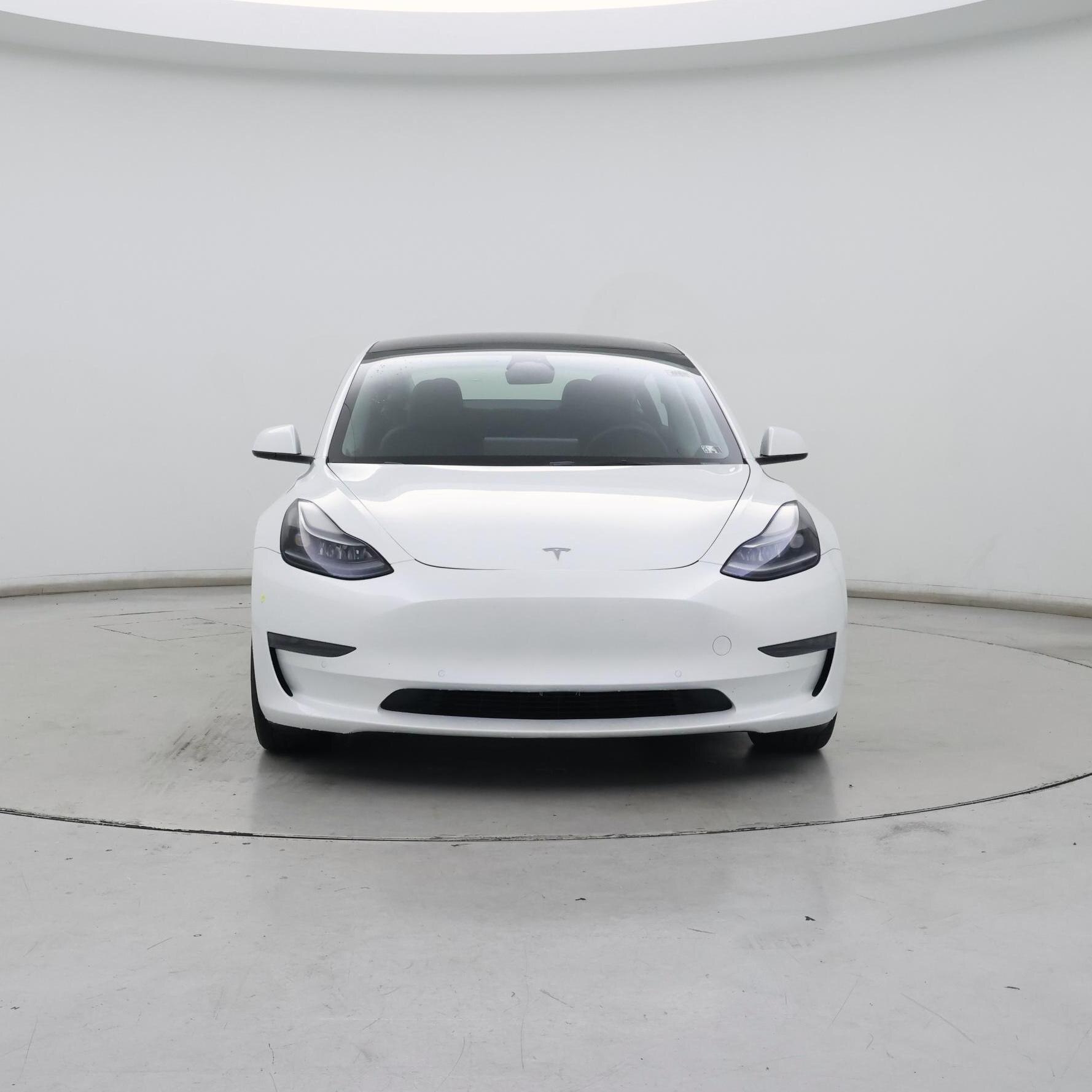 Thumbnail: 2022 Tesla Model 3 - 5