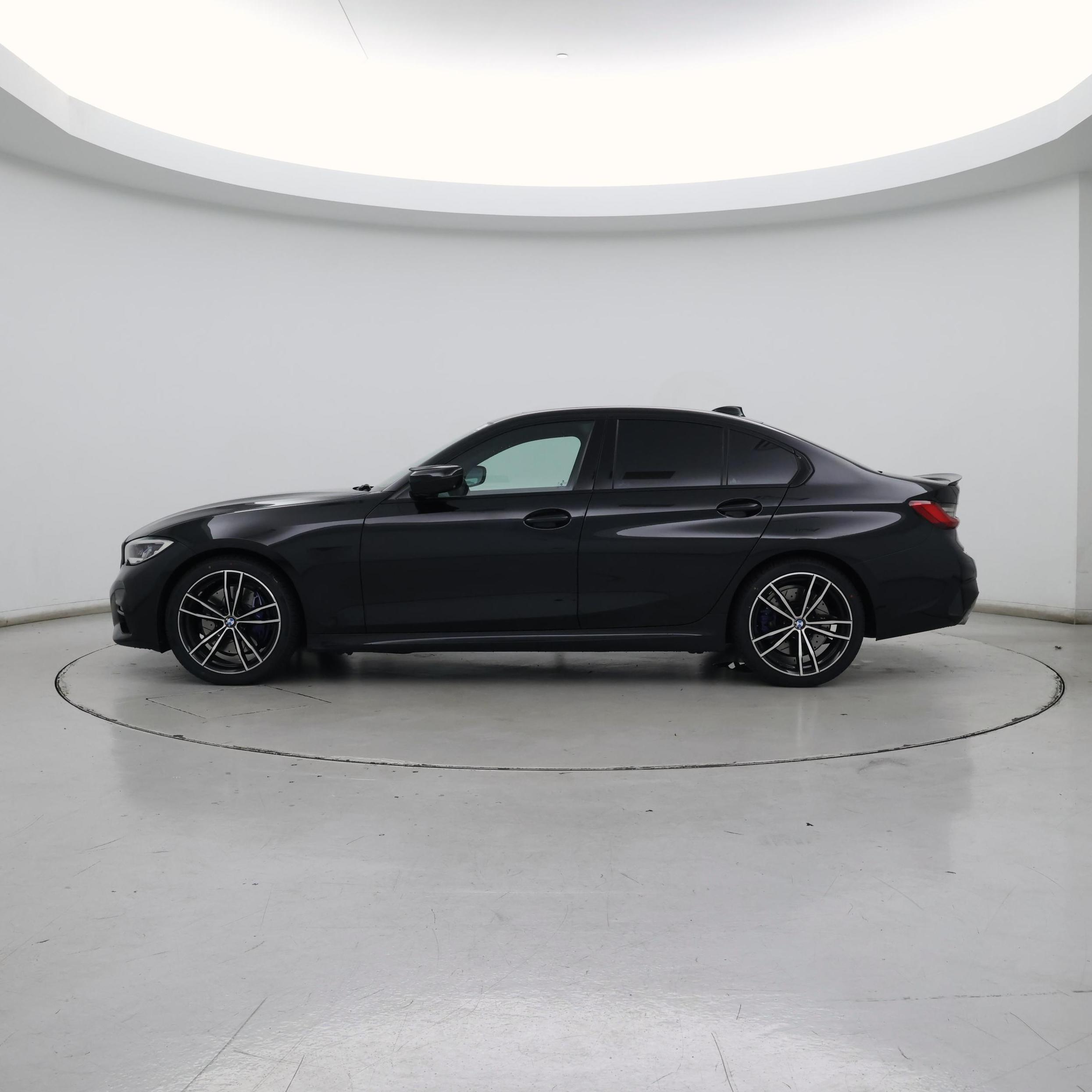 Thumbnail: 2020 BMW 3 Series - 3