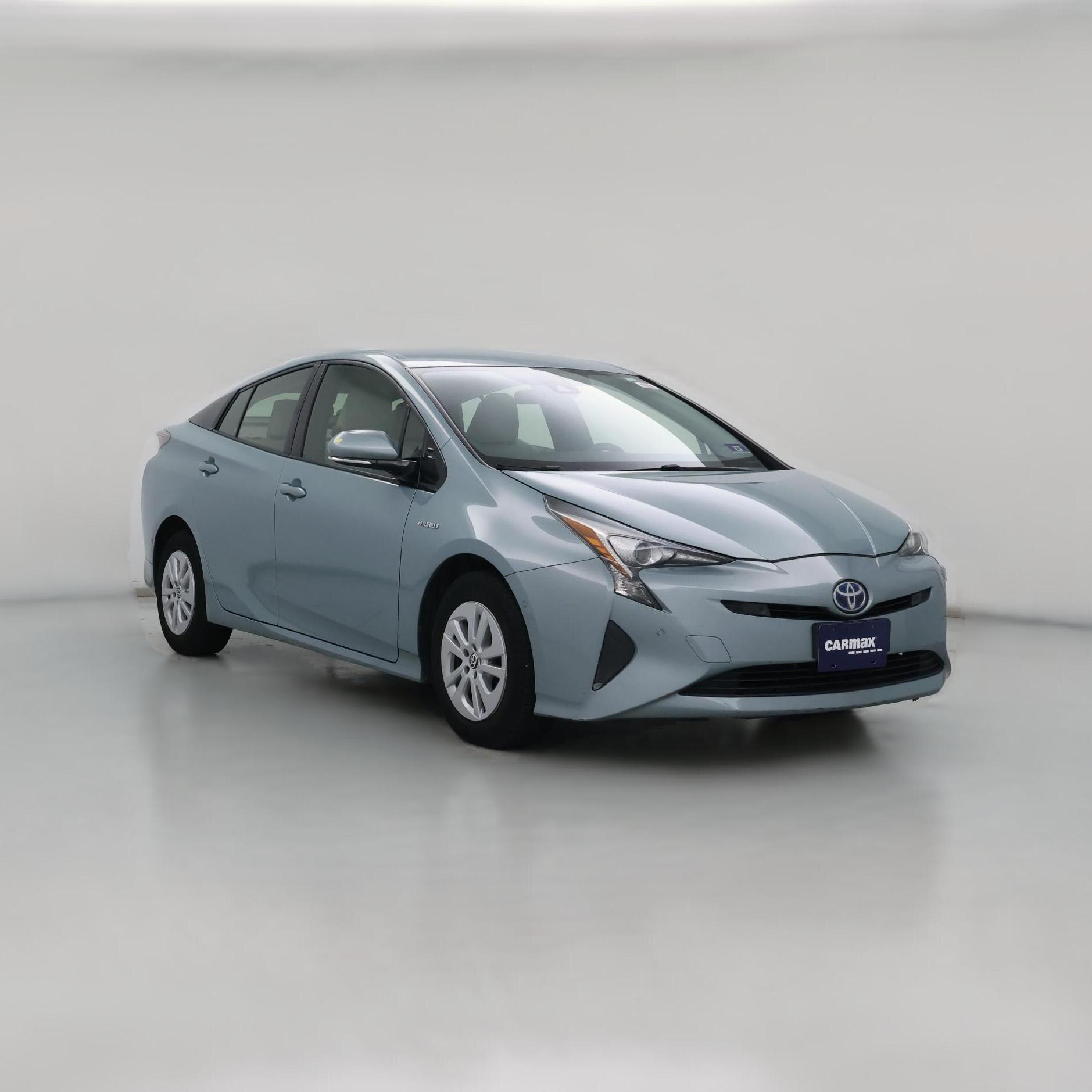 Thumbnail: 2017 Toyota Prius - 1
