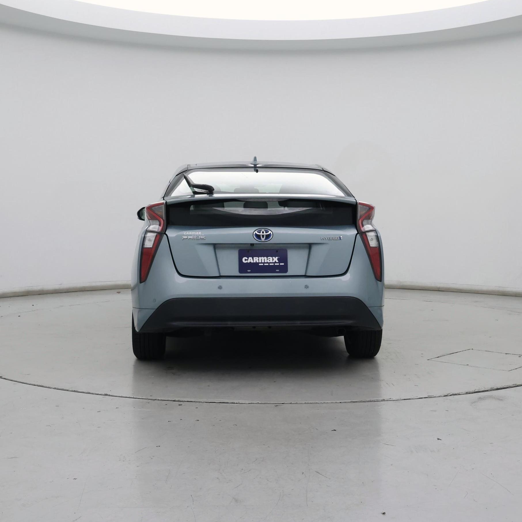 Thumbnail: 2017 Toyota Prius - 6