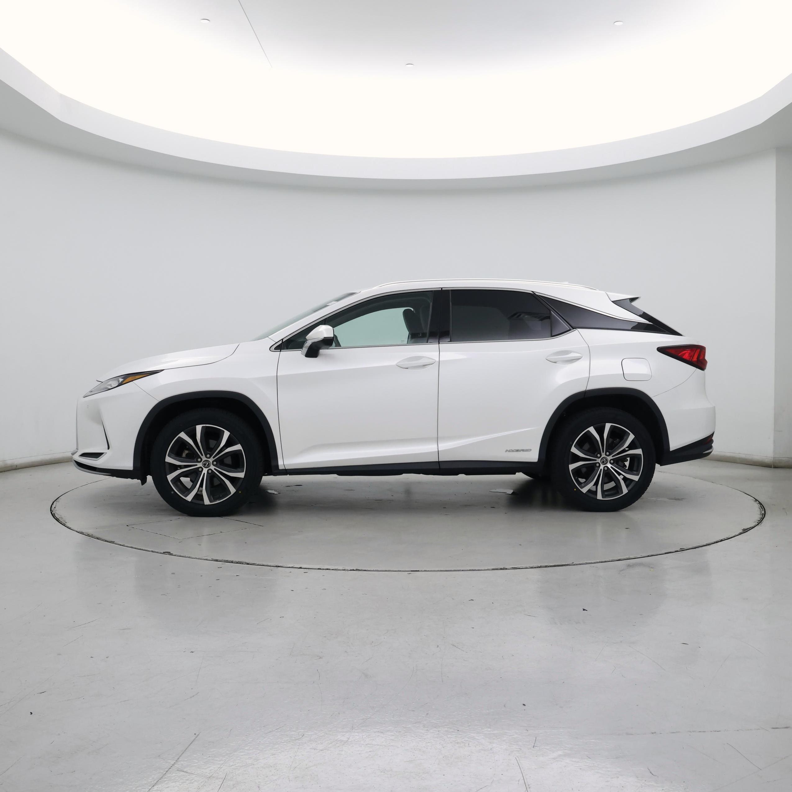 Thumbnail: 2021 Lexus RX - 3