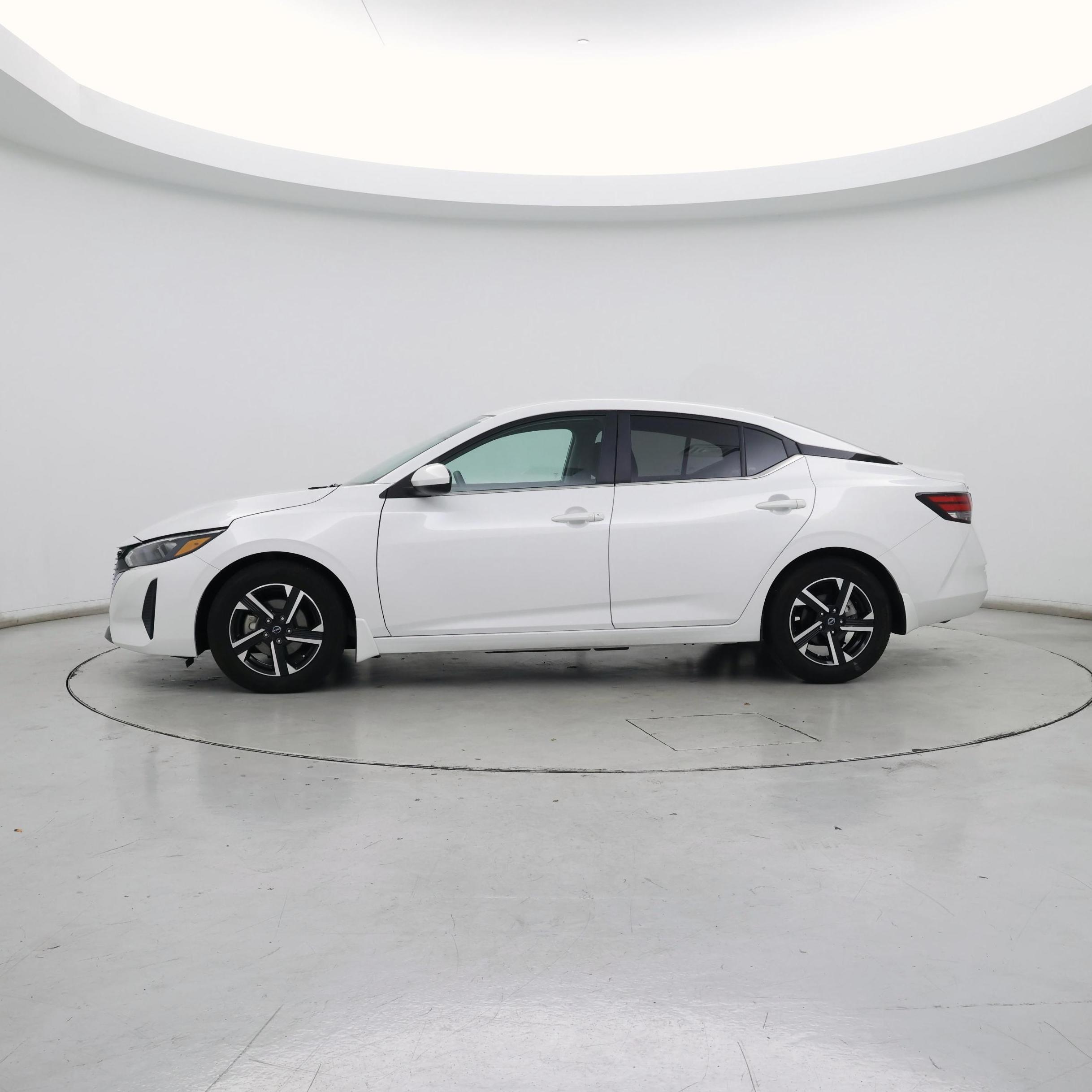 Thumbnail: 2024 Nissan Sentra - 3