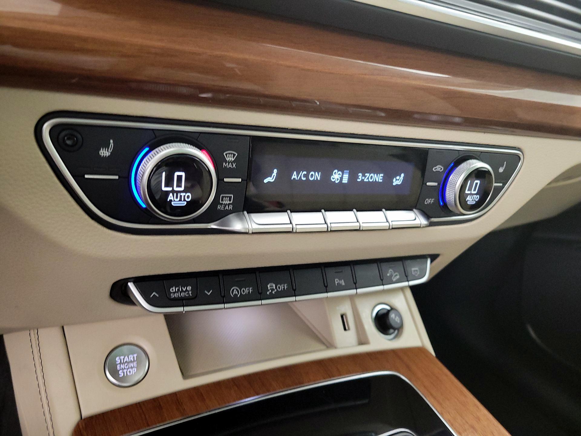 Thumbnail: 2021 Audi Q5 - 16