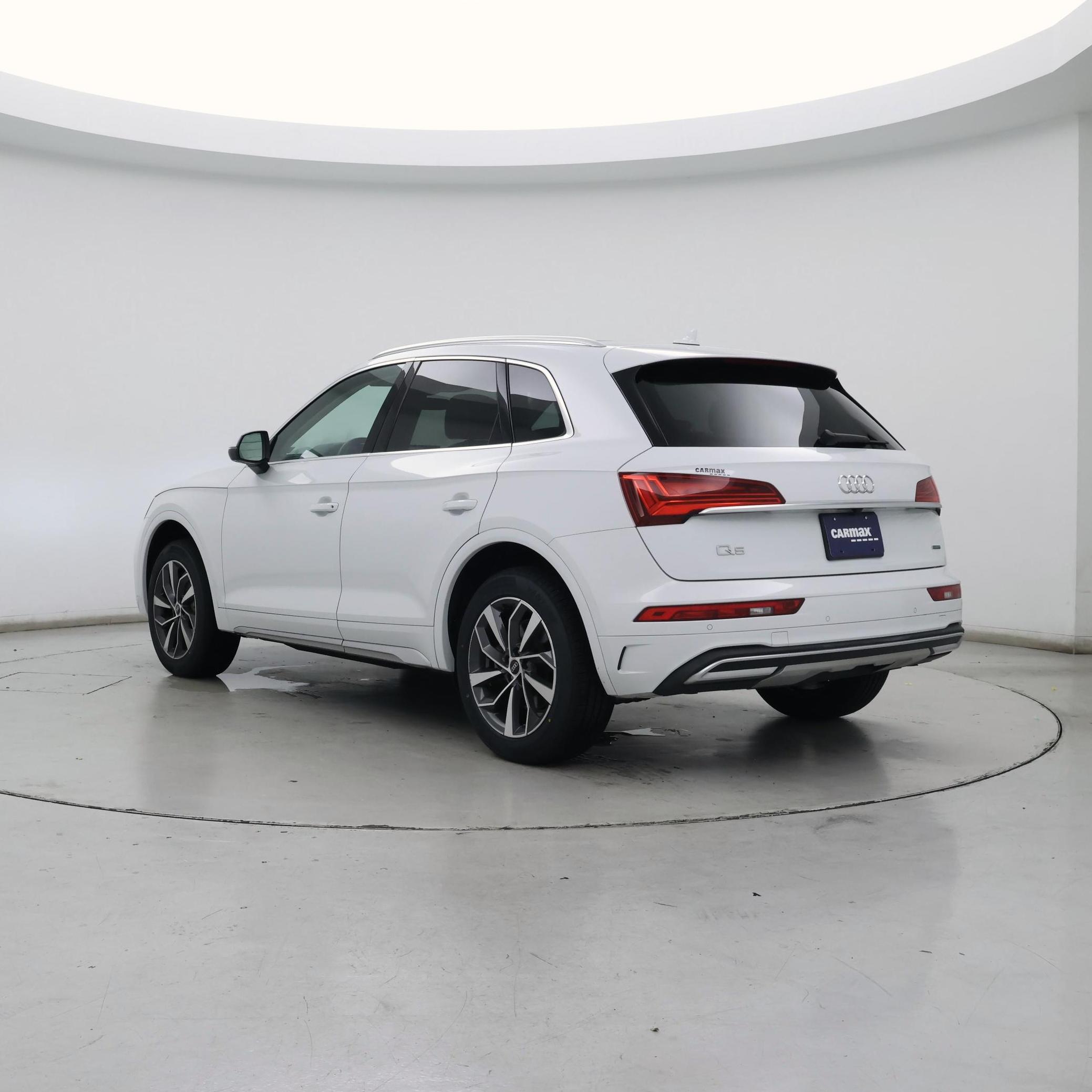 Thumbnail: 2021 Audi Q5 - 2