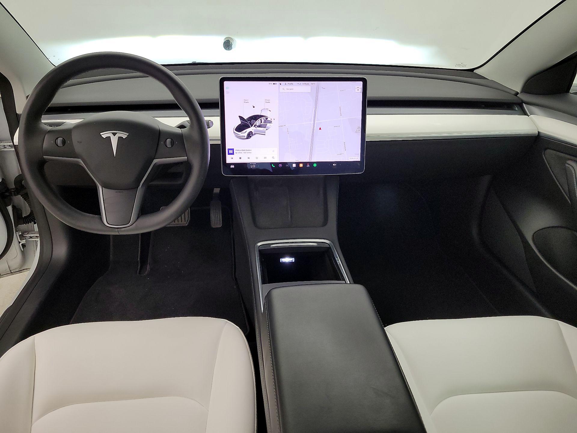 Thumbnail: 2022 Tesla Model 3 - 9