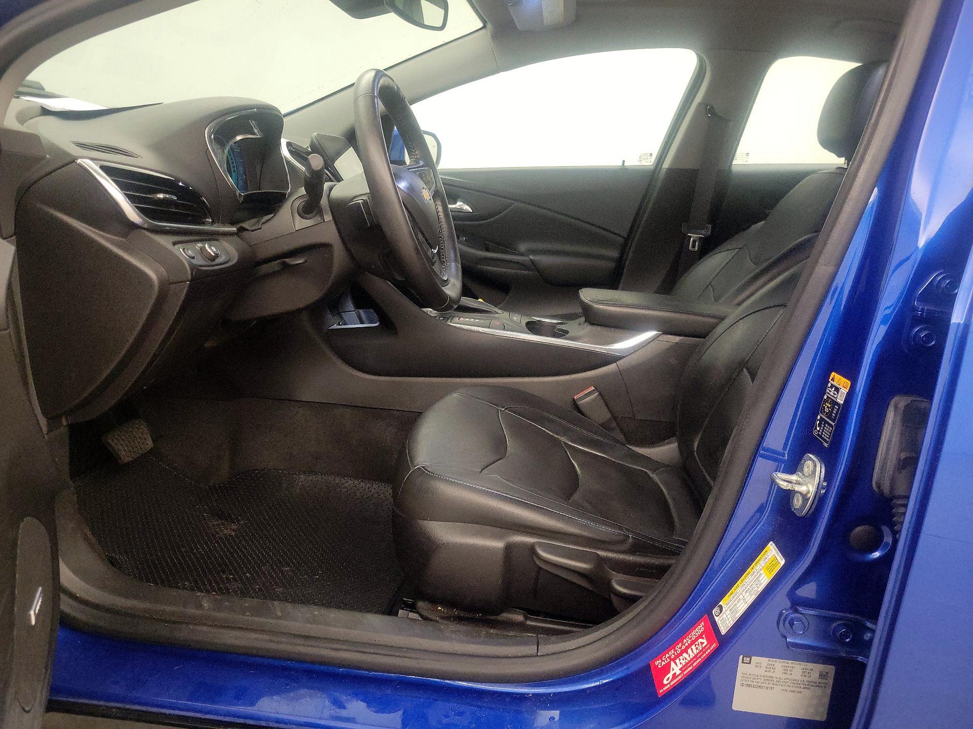 Thumbnail: 2017 Chevrolet Volt - 11