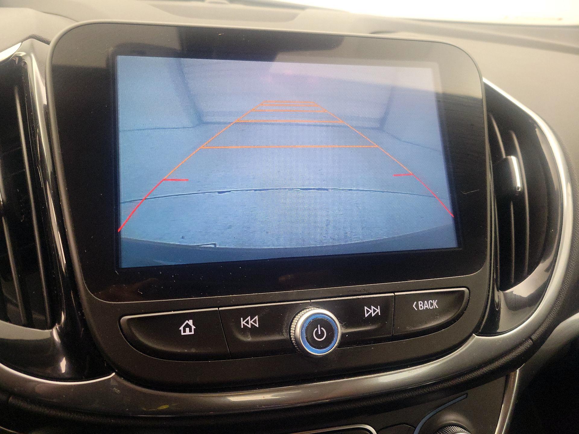 Thumbnail: 2017 Chevrolet Volt - 14