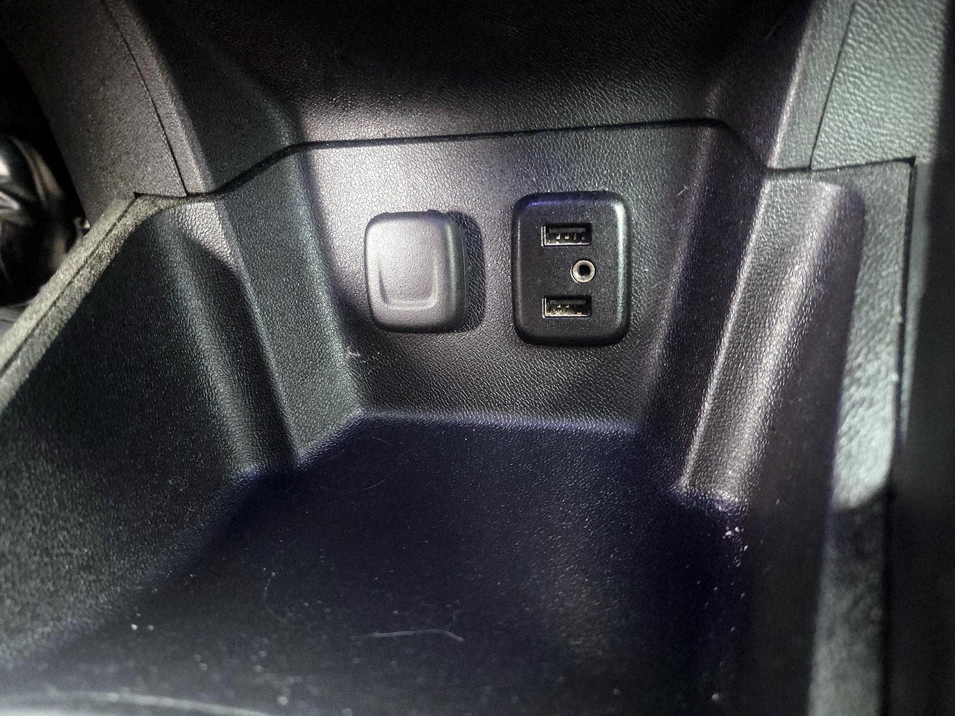 Thumbnail: 2017 Chevrolet Volt - 18