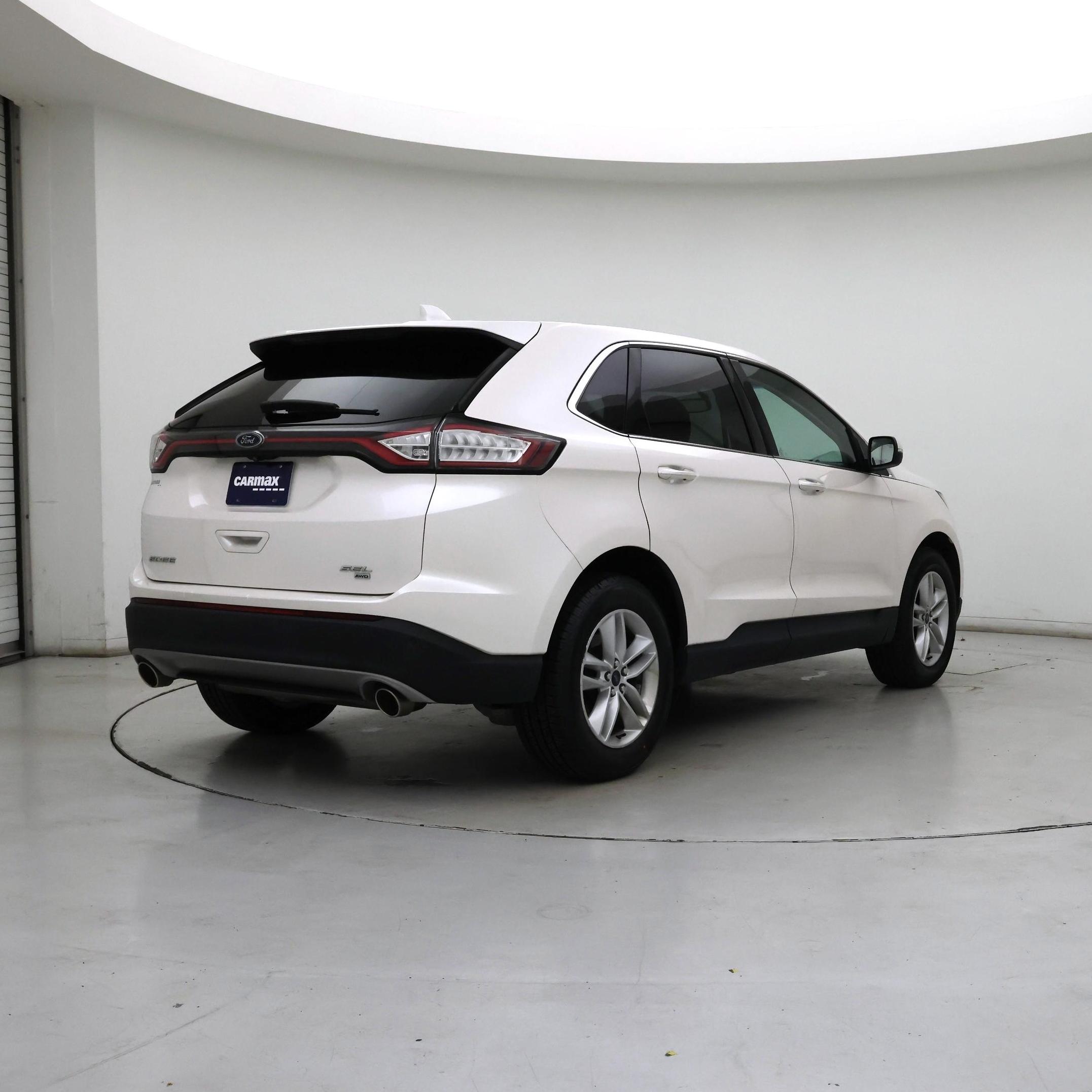 Thumbnail: 2017 Ford Edge - 8
