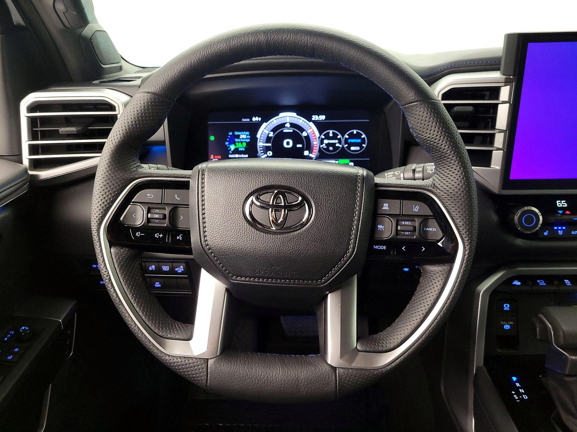 Thumbnail: 2023 Toyota Sequoia - 10