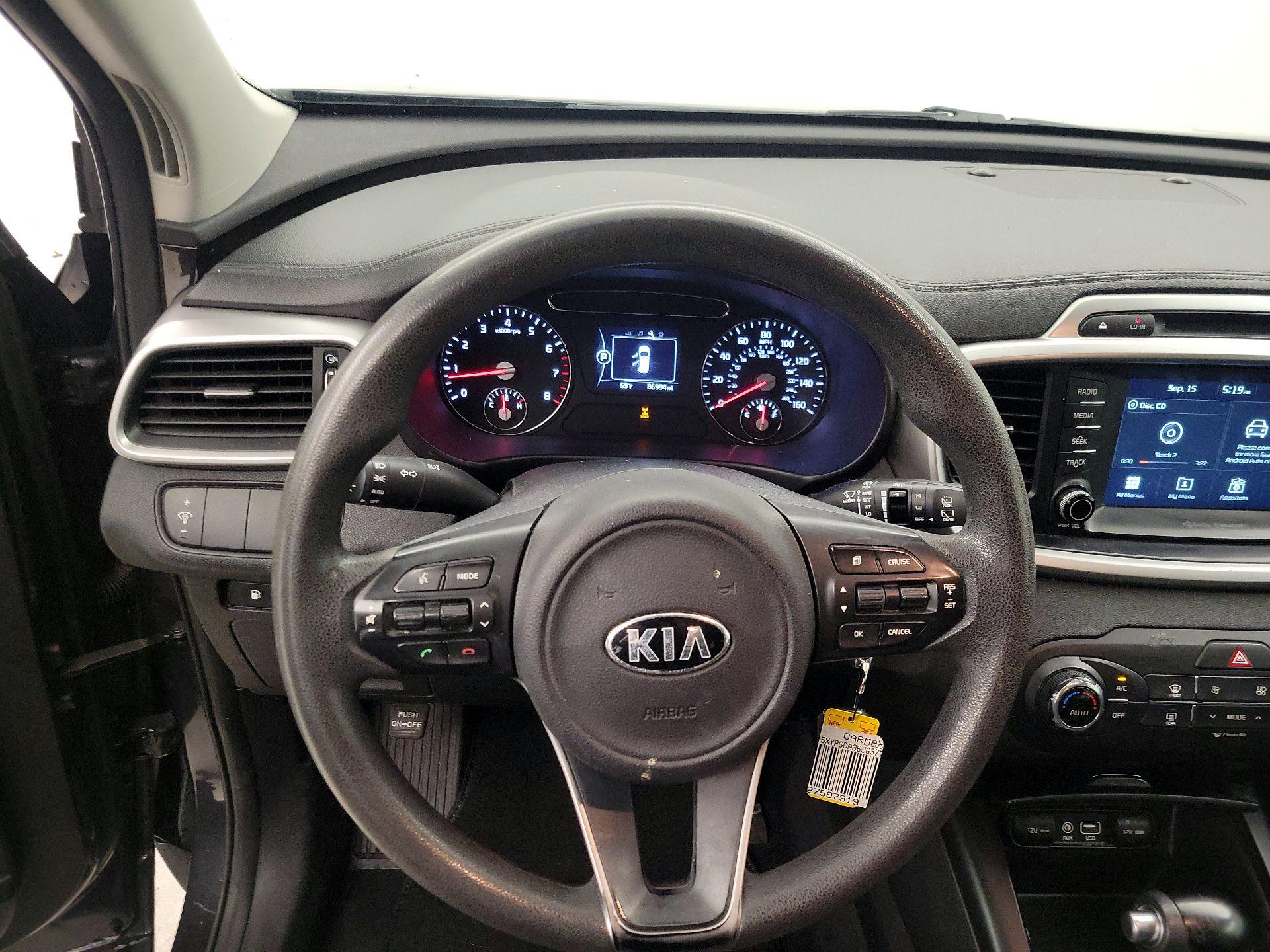 Thumbnail: 2018 Kia Sorento - 10