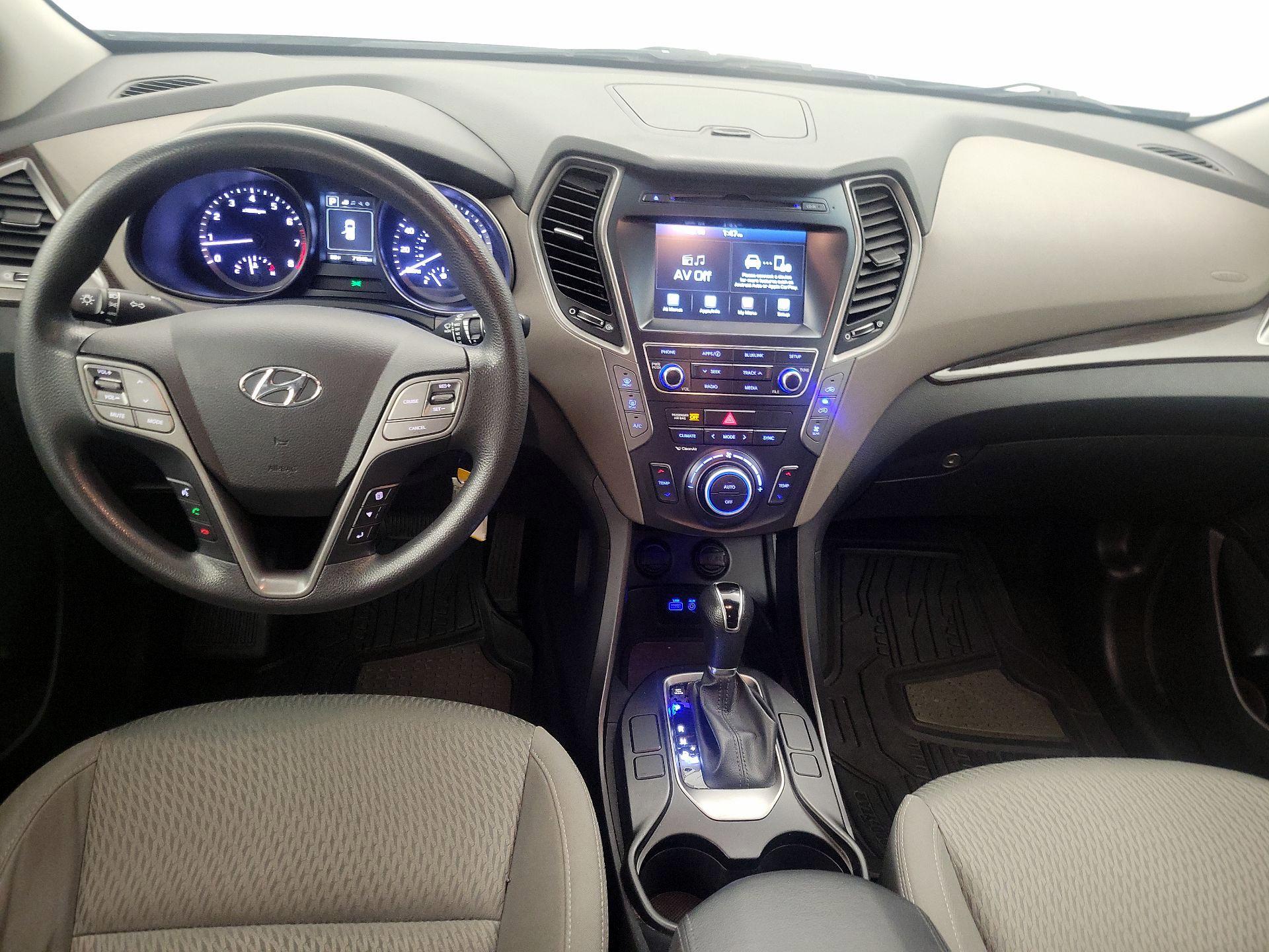 Thumbnail: 2018 Hyundai Santa Fe - 9