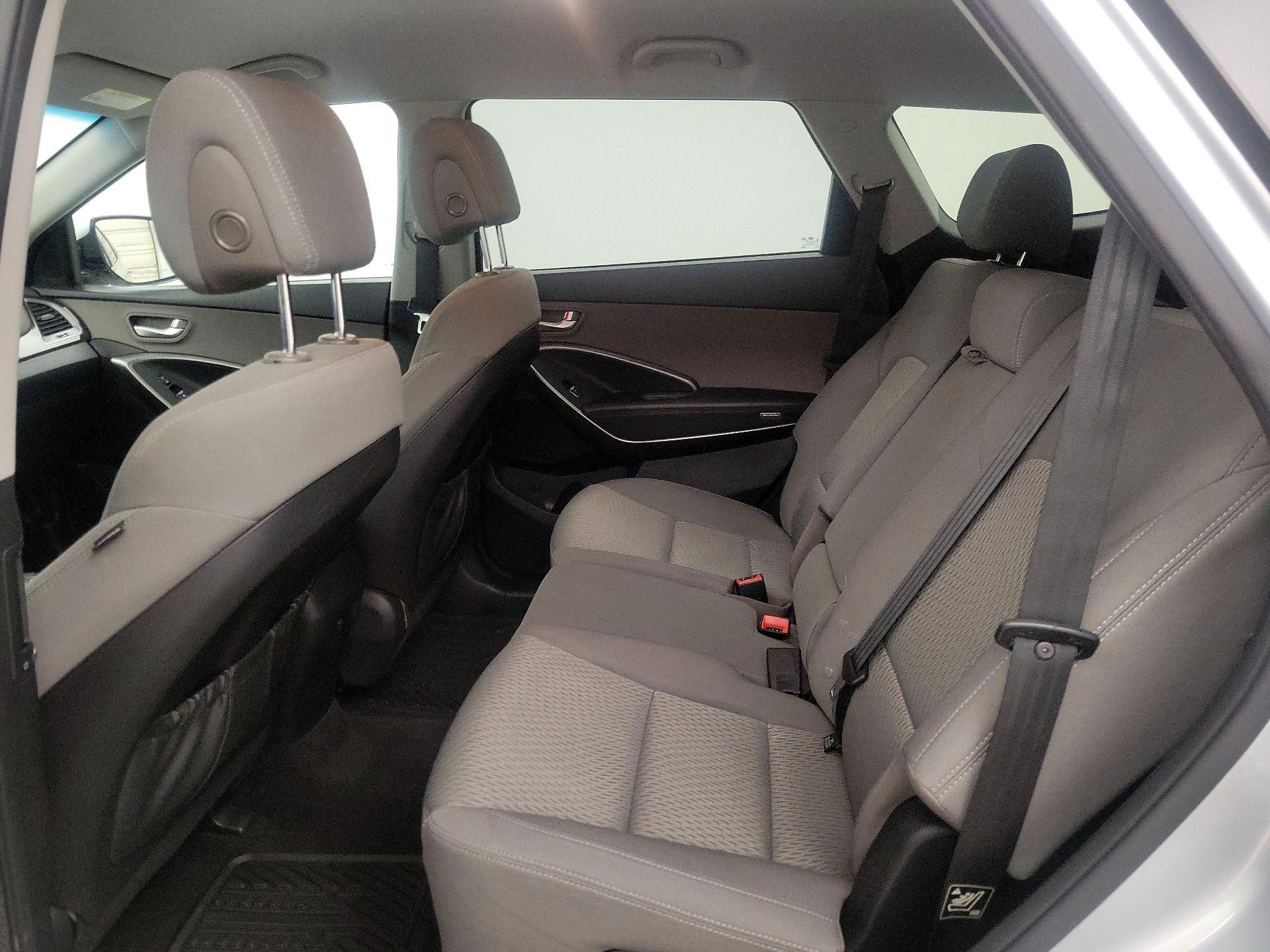 Thumbnail: 2018 Hyundai Santa Fe - 18