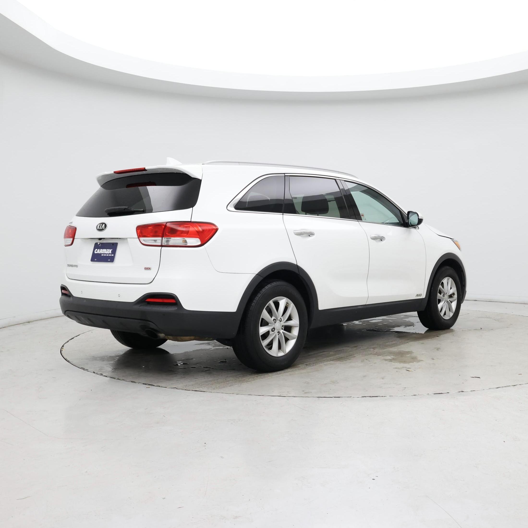 Thumbnail: 2017 Kia Sorento - 8