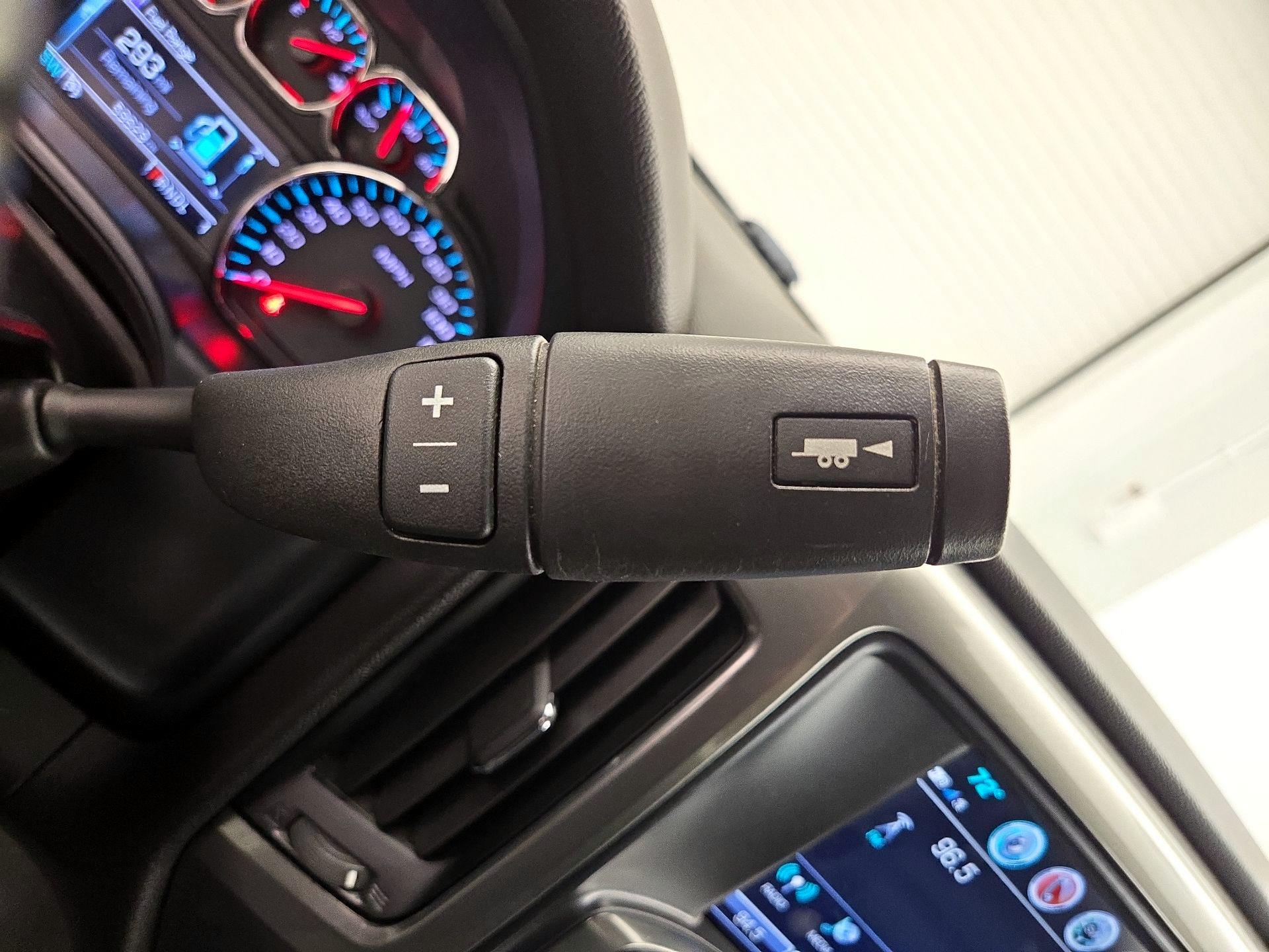 Thumbnail: 2019 Chevrolet Silverado 2500 - 17
