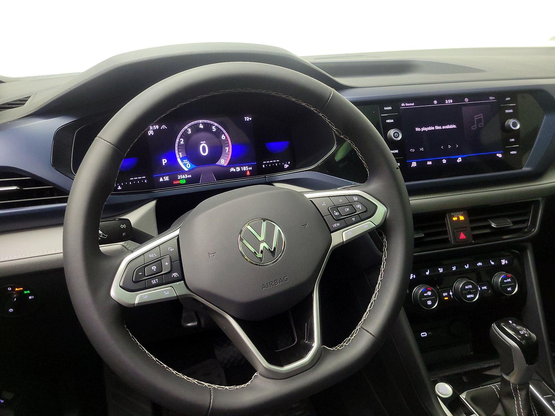 Thumbnail: 2024 Volkswagen Taos - 10