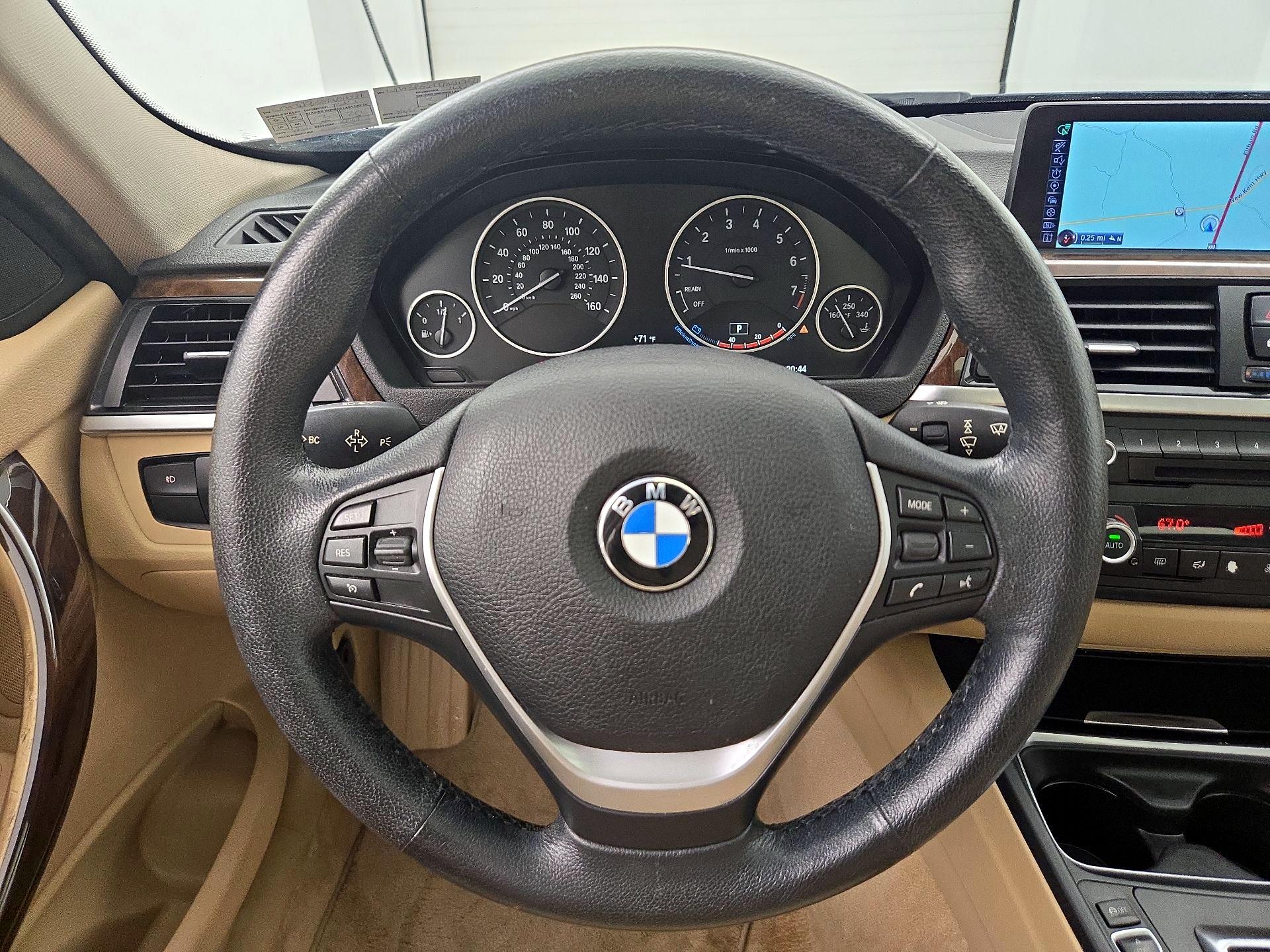 Thumbnail: 2015 BMW 3 Series - 10