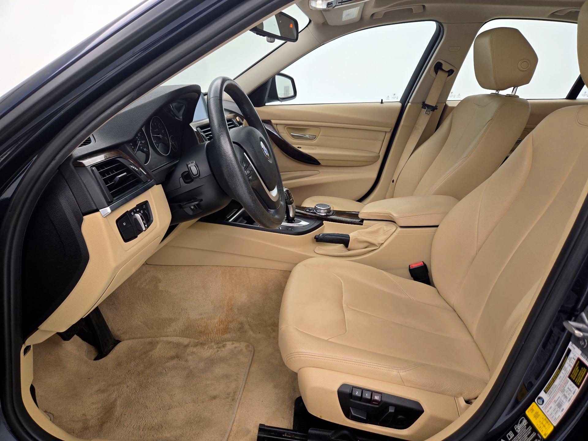 Thumbnail: 2015 BMW 3 Series - 11