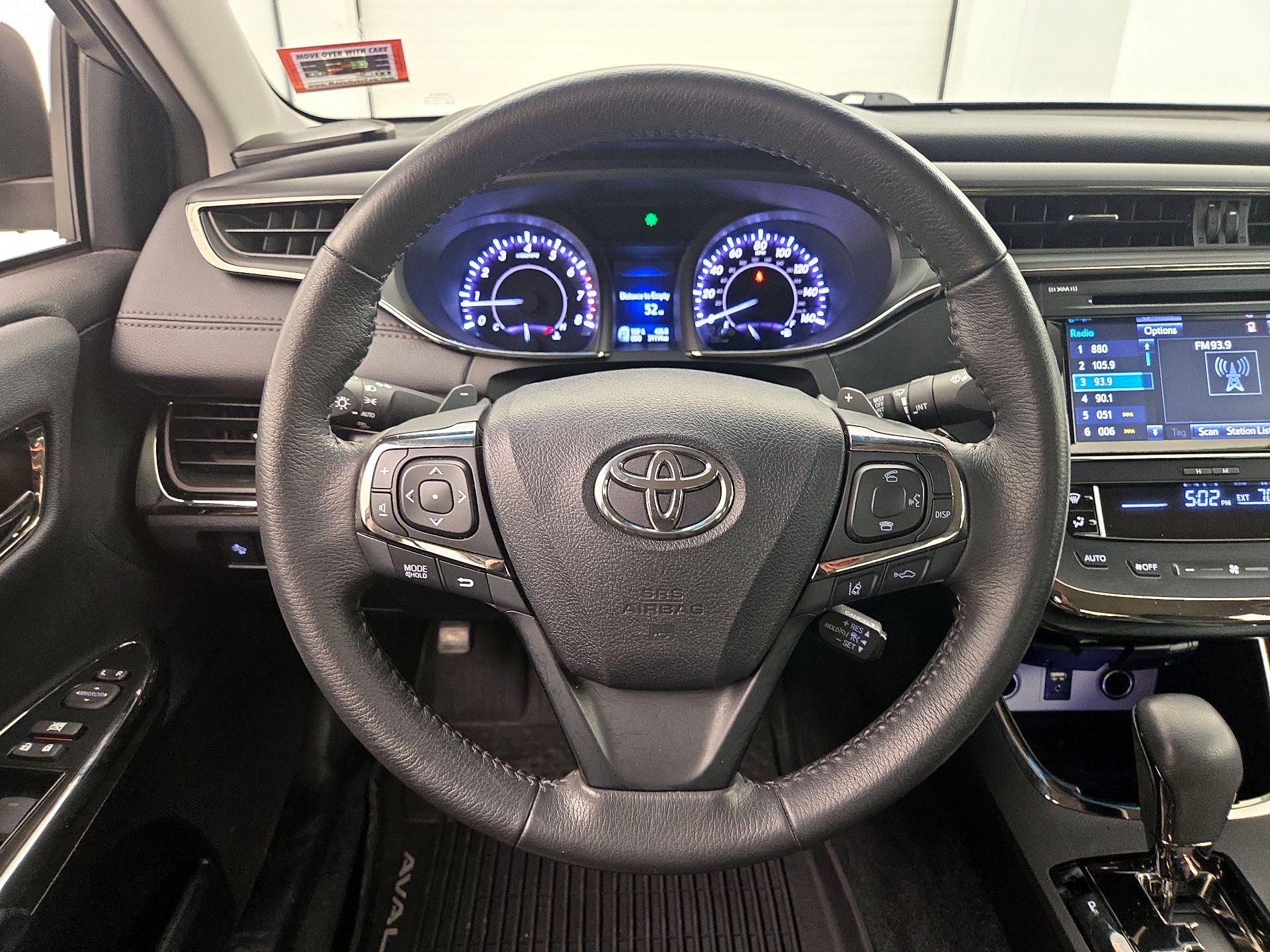 Thumbnail: 2018 Toyota Avalon - 10
