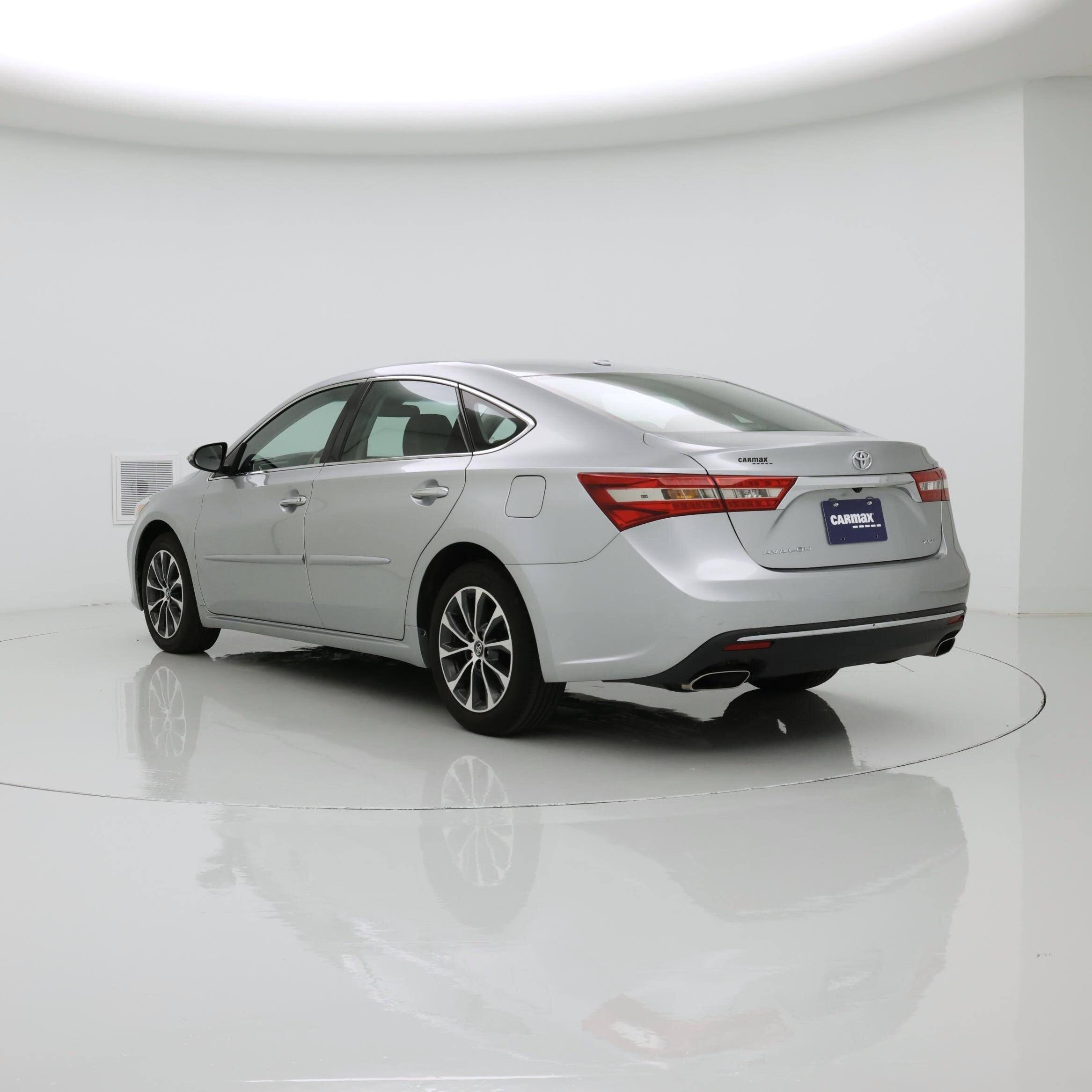 Thumbnail: 2018 Toyota Avalon - 2